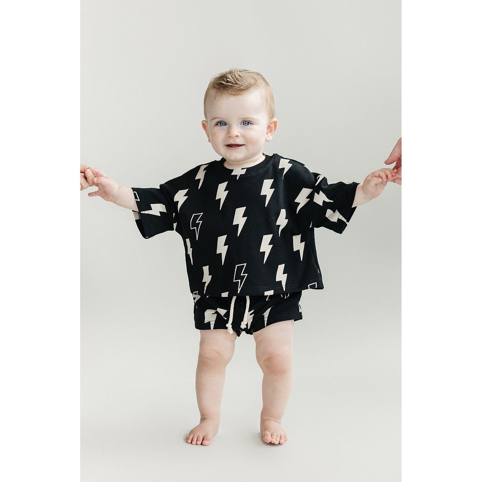 Shorts Set | Black Bolts