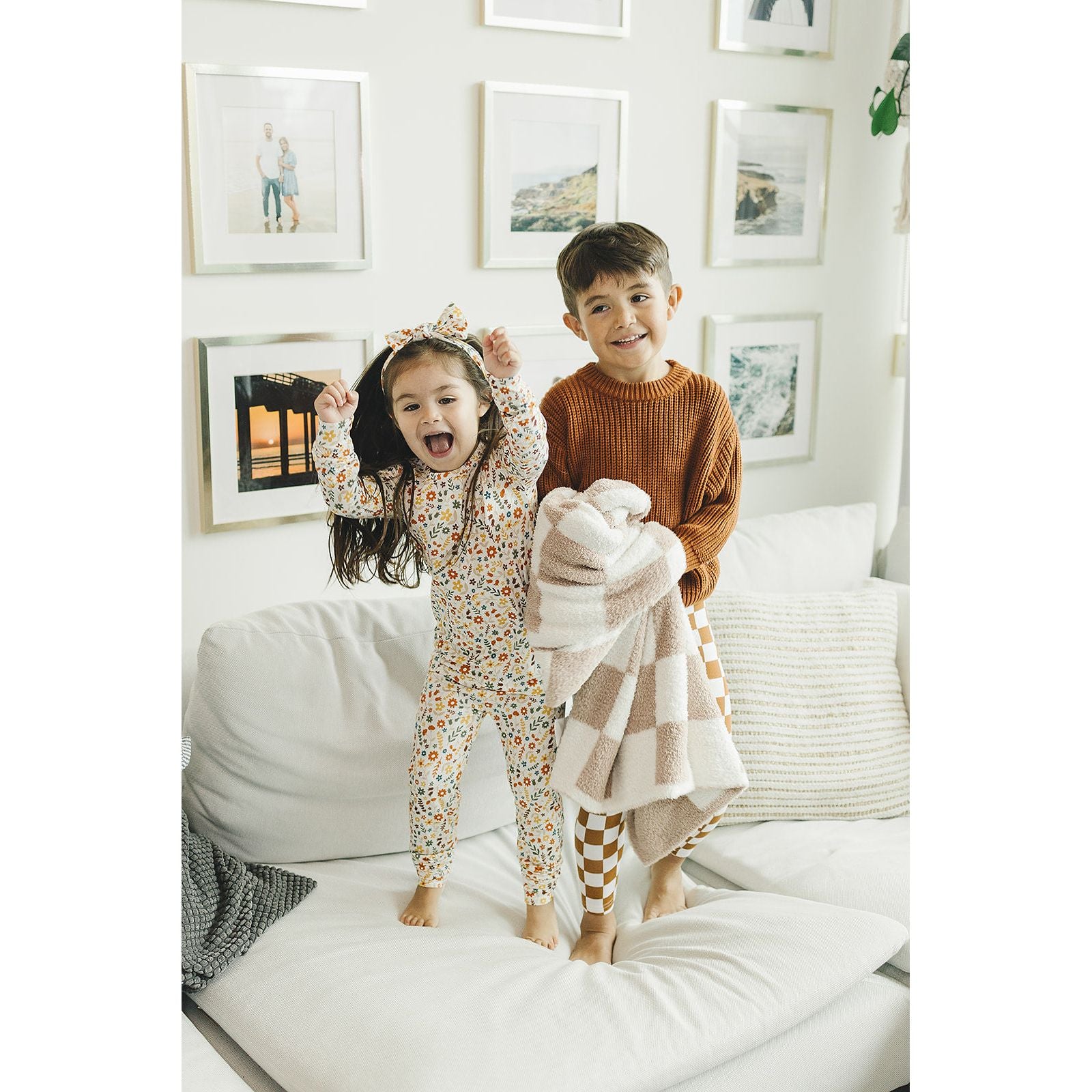 Checkered Plush Blanket | Latte