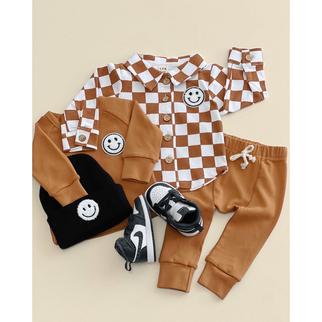 Lounge Set | Smiley Brown