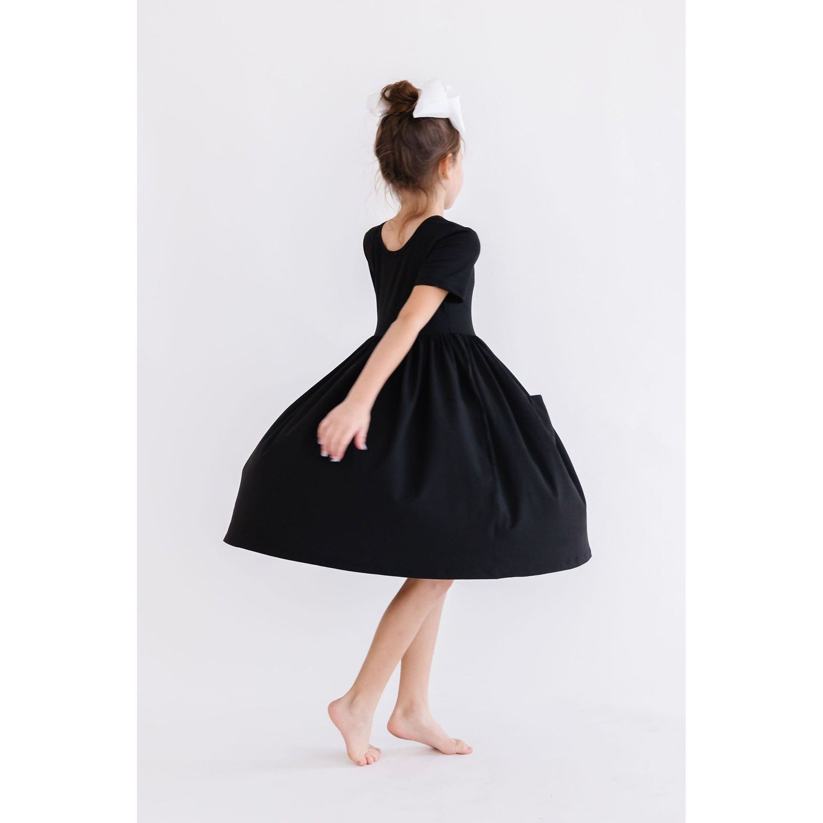 Black S/S Pocket Twirl Dress