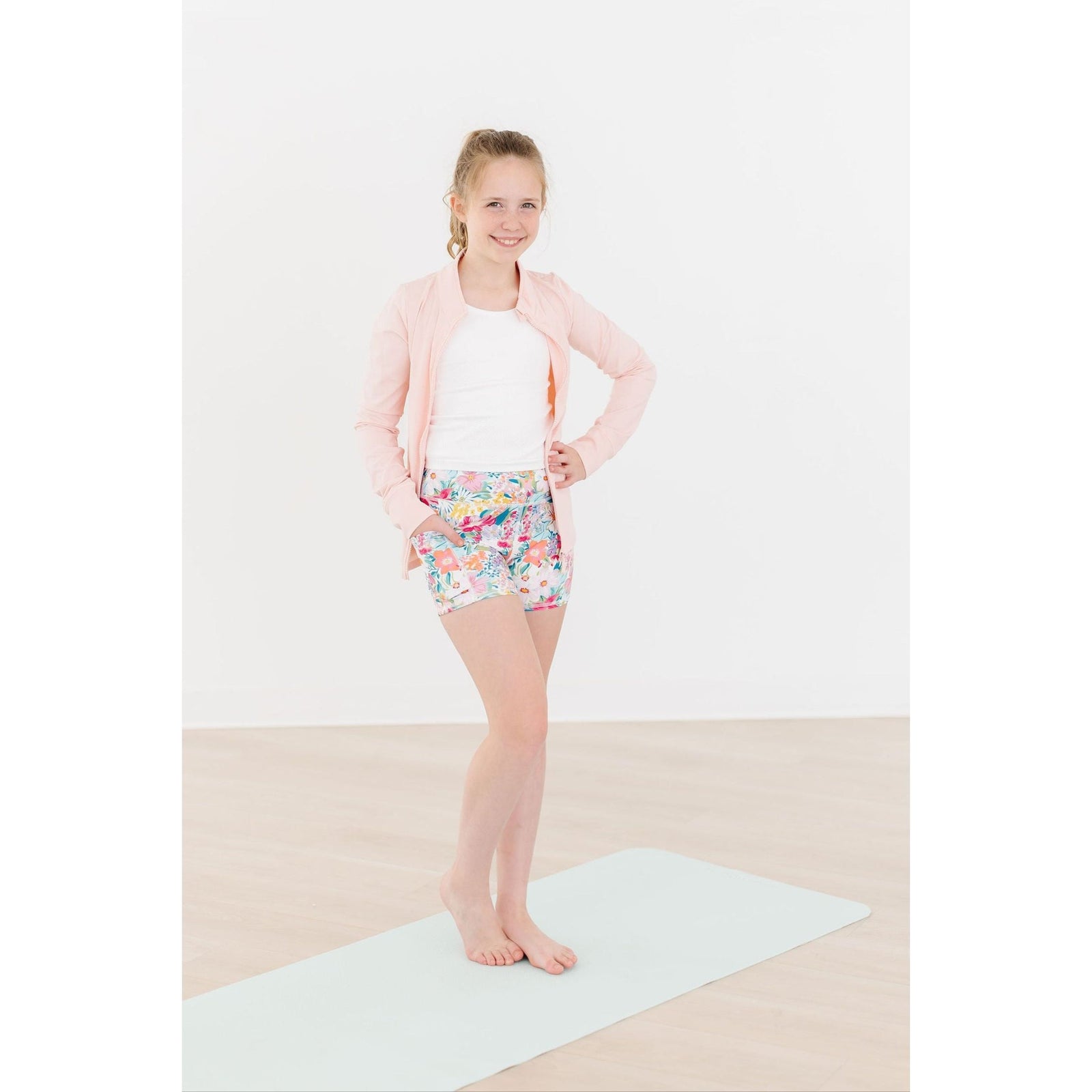 Petal Power Active Shorty Shorts