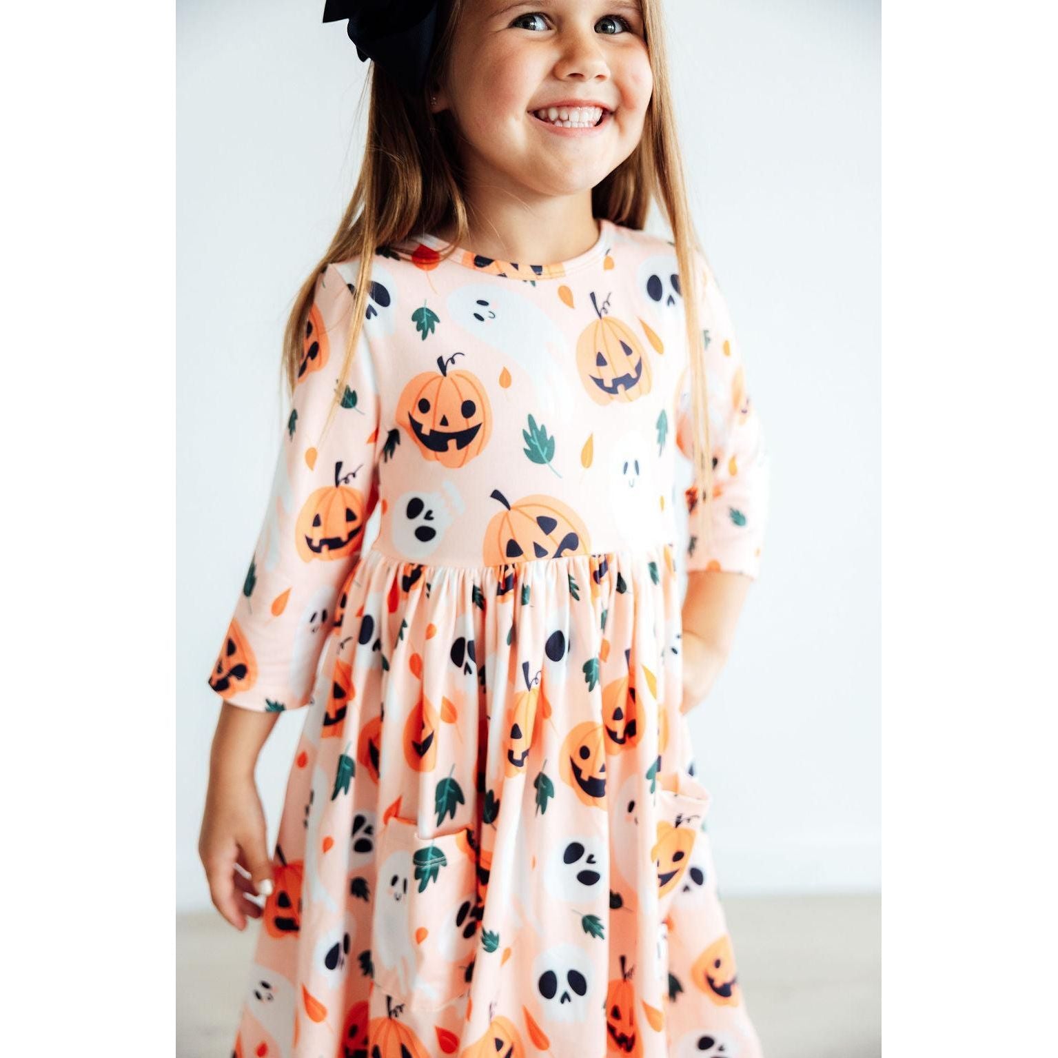 Pumpkin Peekaboo 3/4 Sleeve Pocket Twirl Dress