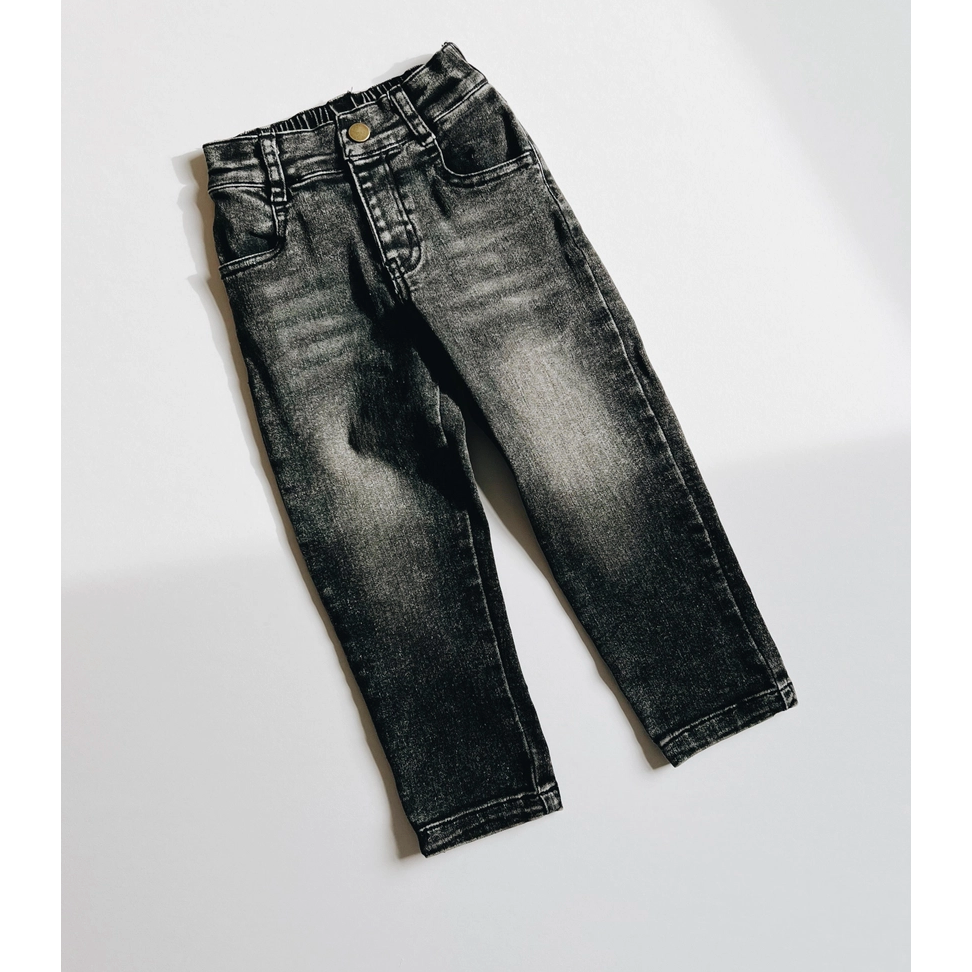 stretch denim | faded black