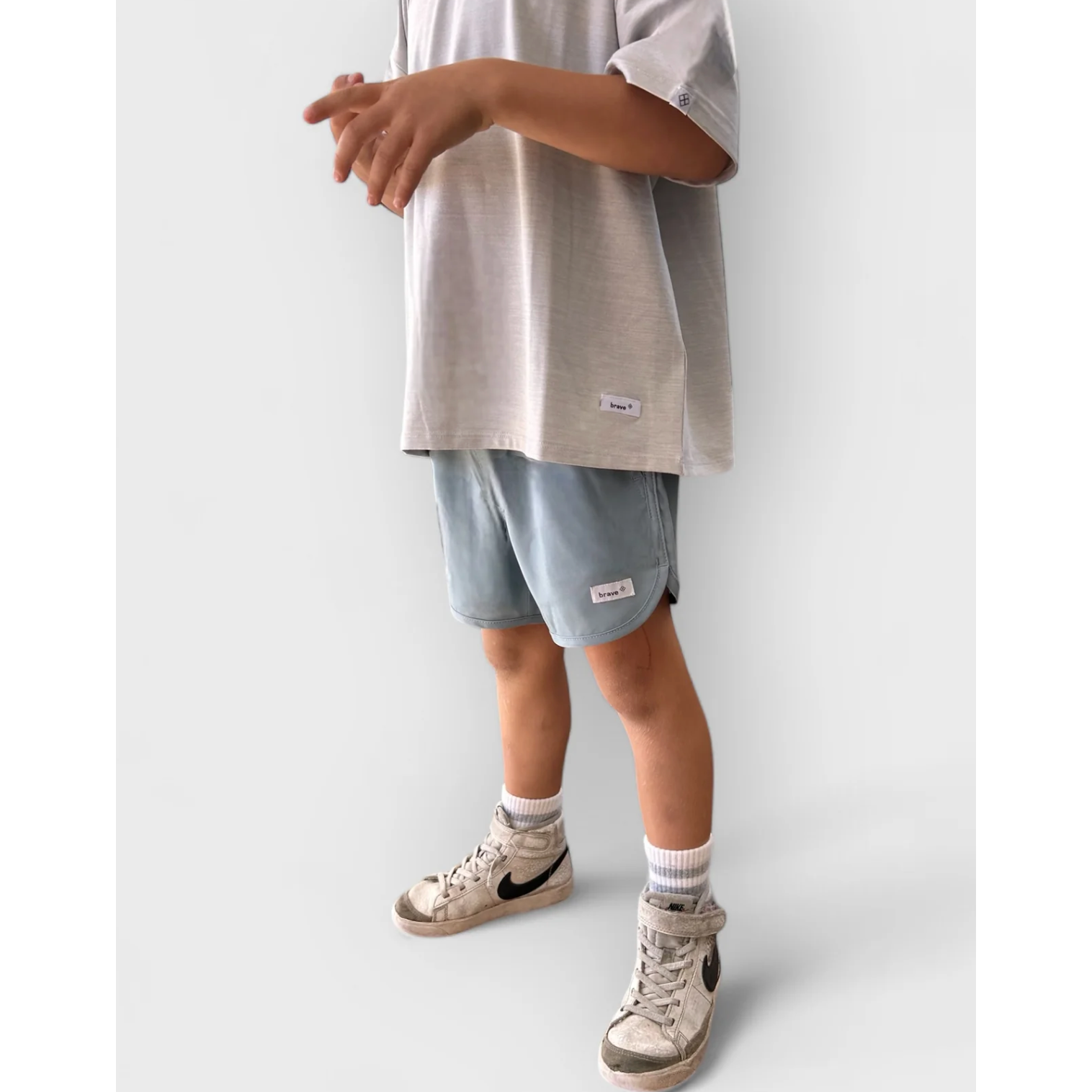 short sleeve shaker tee || heather light grey