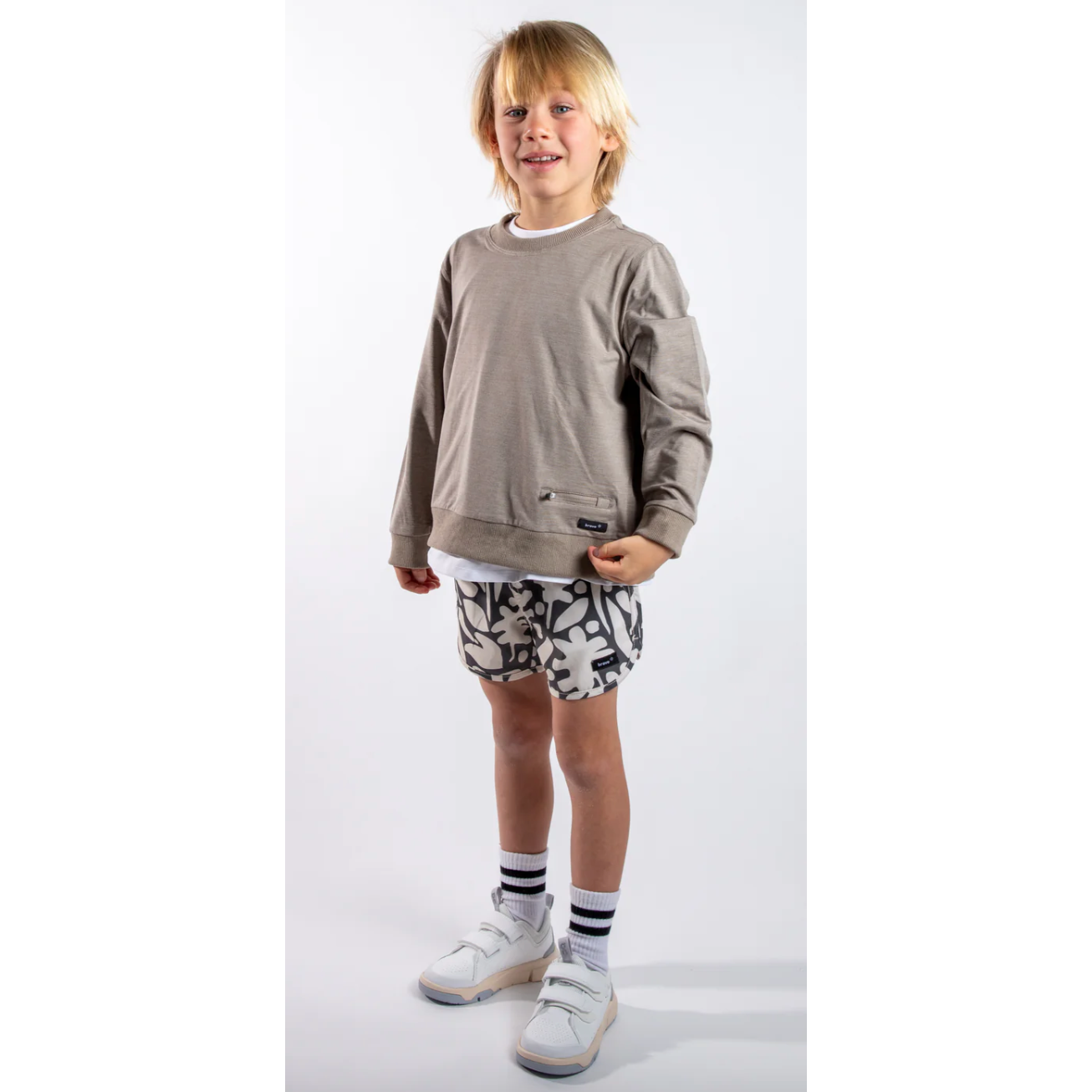 runner shorts || Black Forest