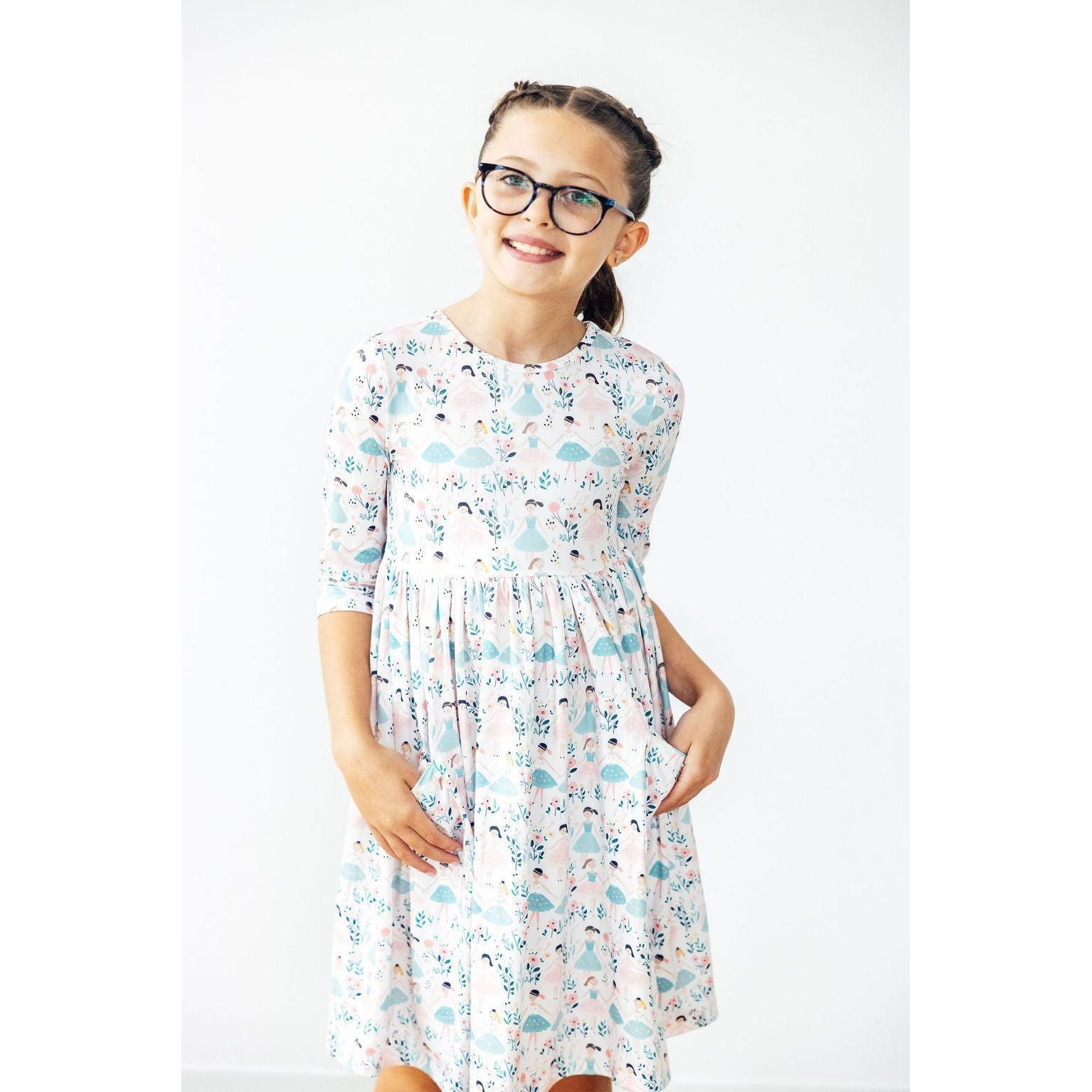Twinkle Toes 3/4 Sleeve Pocket Twirl Dress