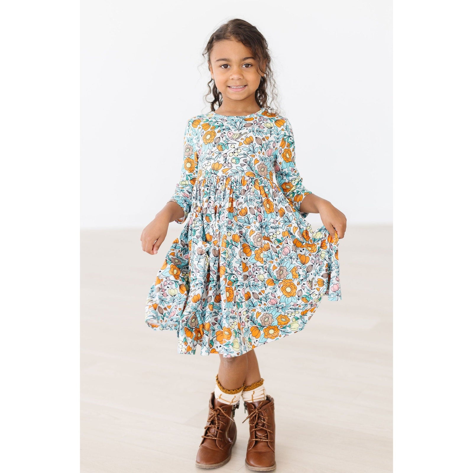 Vintage Vibes 3/4 Pocket Twirl Dress