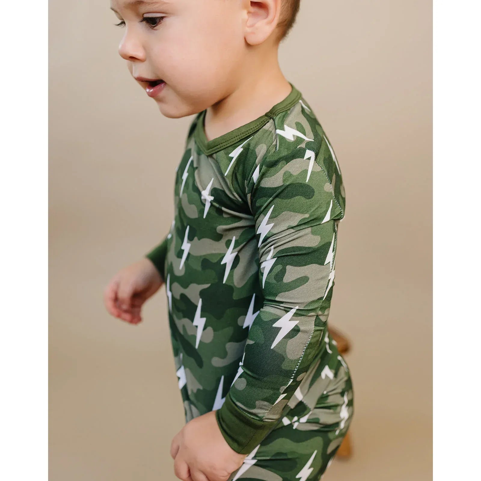 Bamboo Two Piece Set | Green Camo Bolts