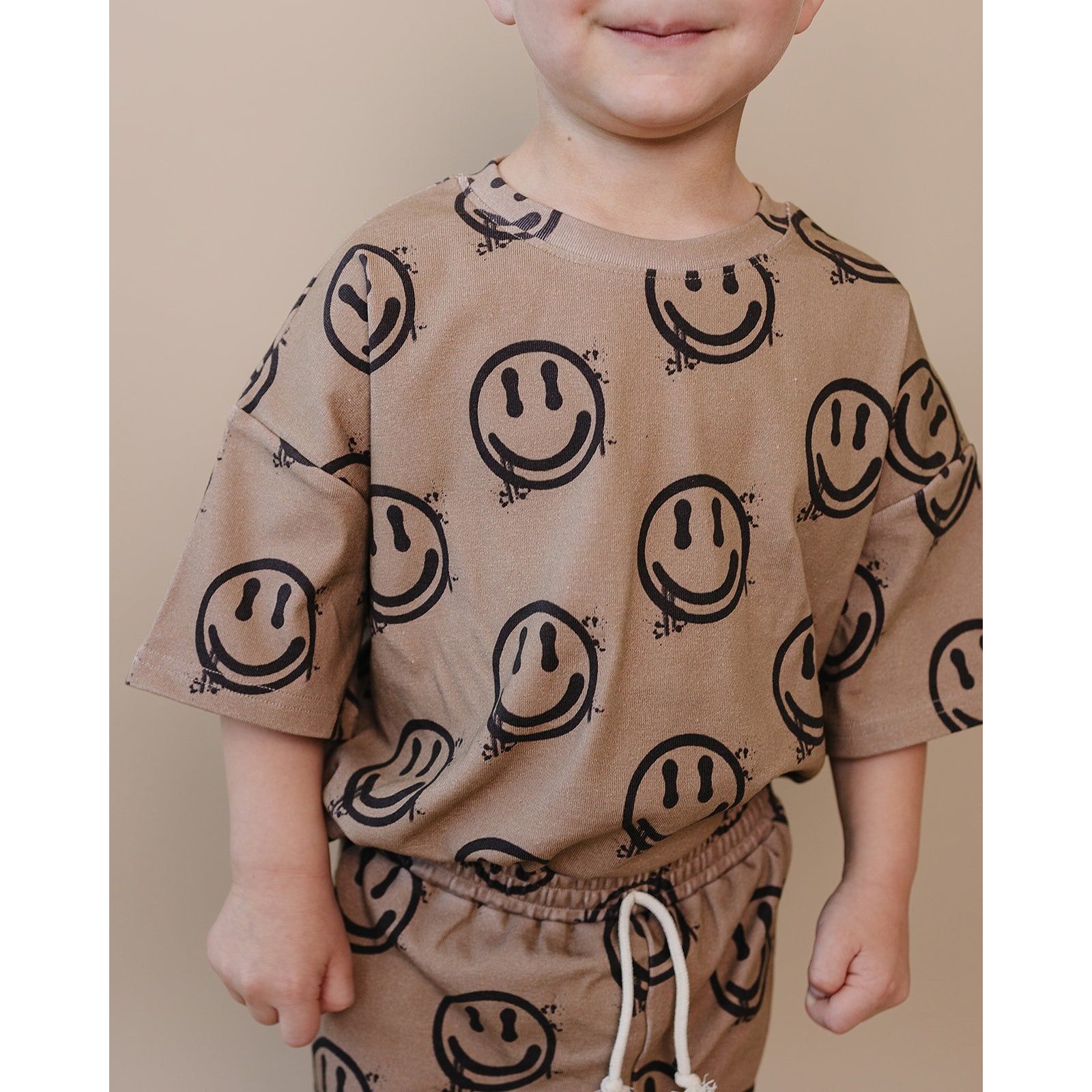 Shorts Set | Brown Smiley Face