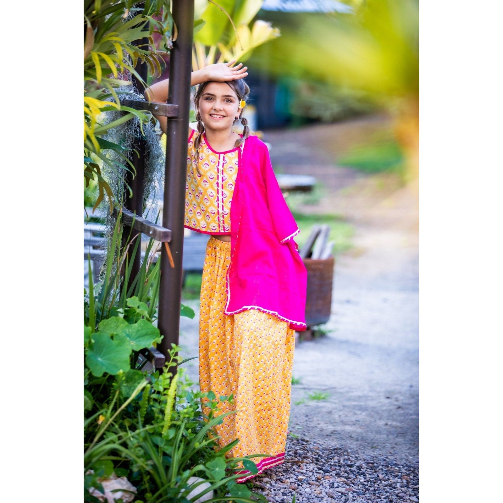 Divya Lehenga