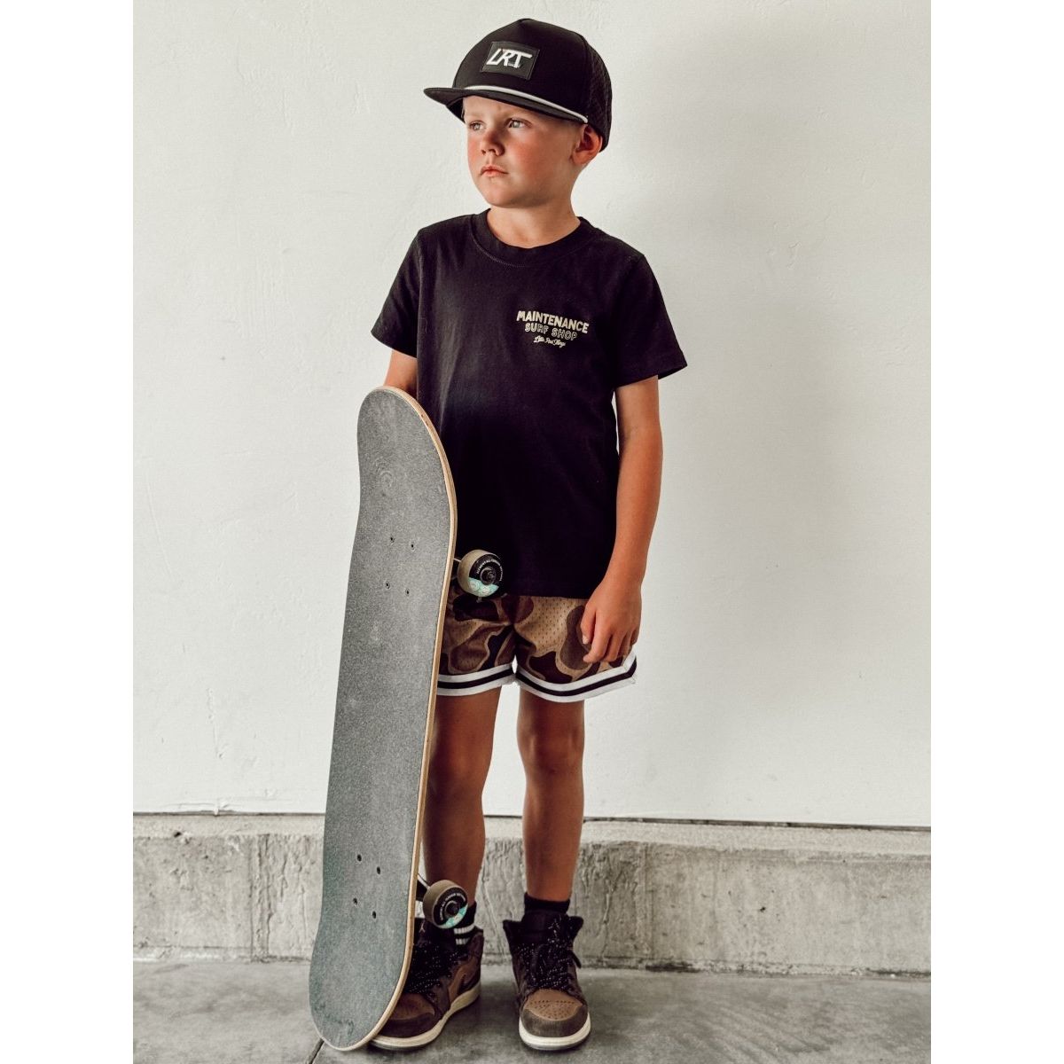 DUDES GARAGE TEE - BLACK