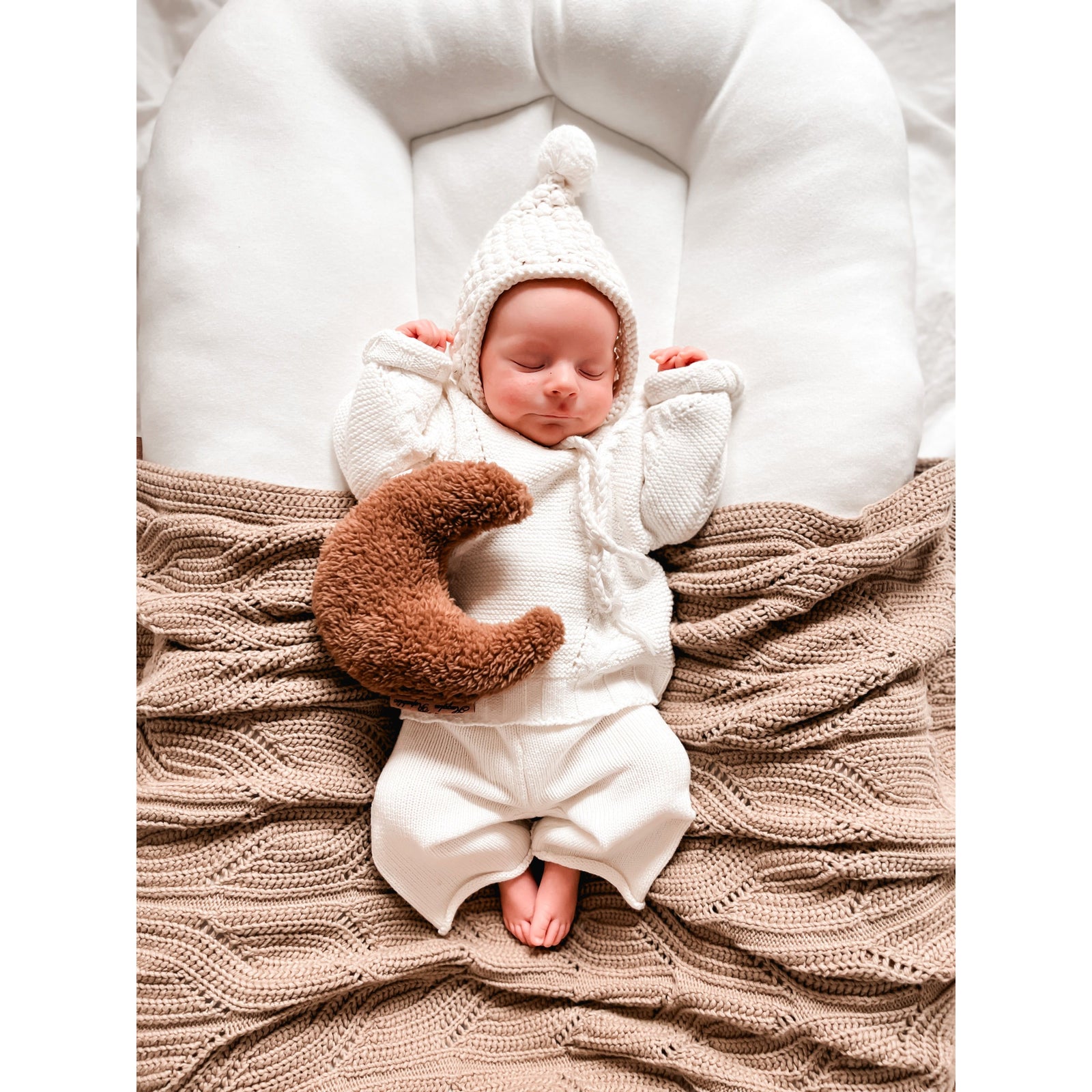 Luna + Luca Chunky Knit Sweater - White