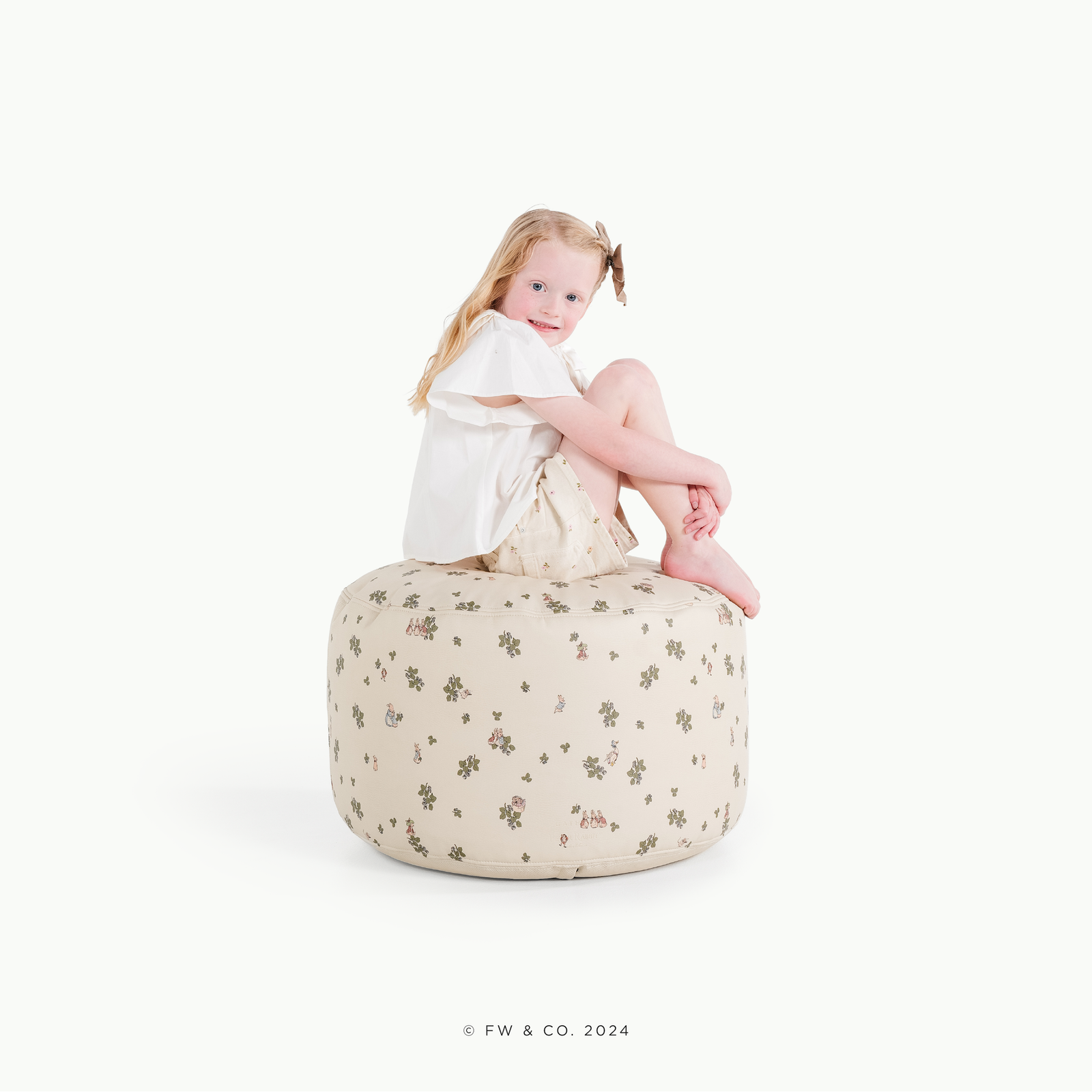Wholesale Pouf