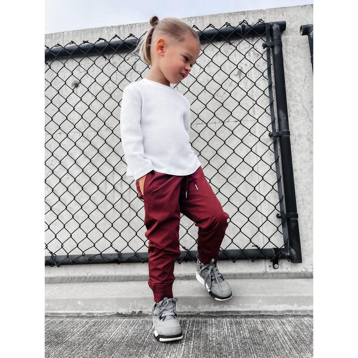 VETERAN SLIM FIT JOGGER - CRIMSON