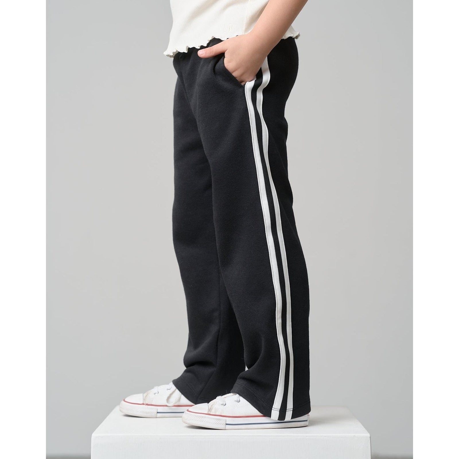 Side Trim Pant - Black