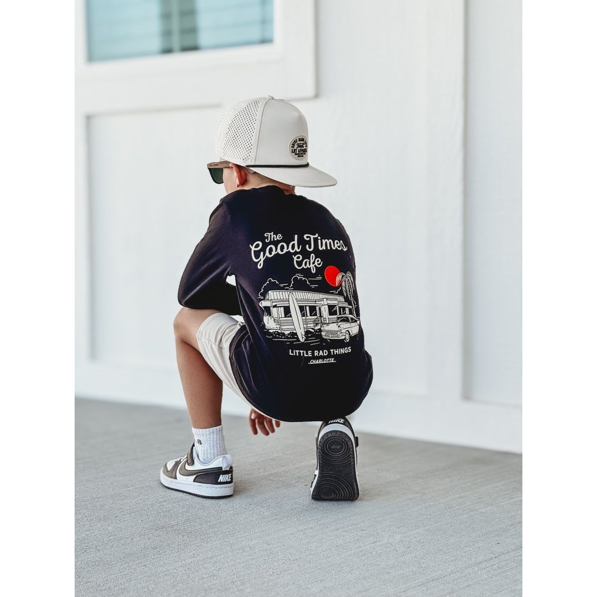 THE GOOD TIMES CAFE LONG SLEEVE - SOLID BLACK