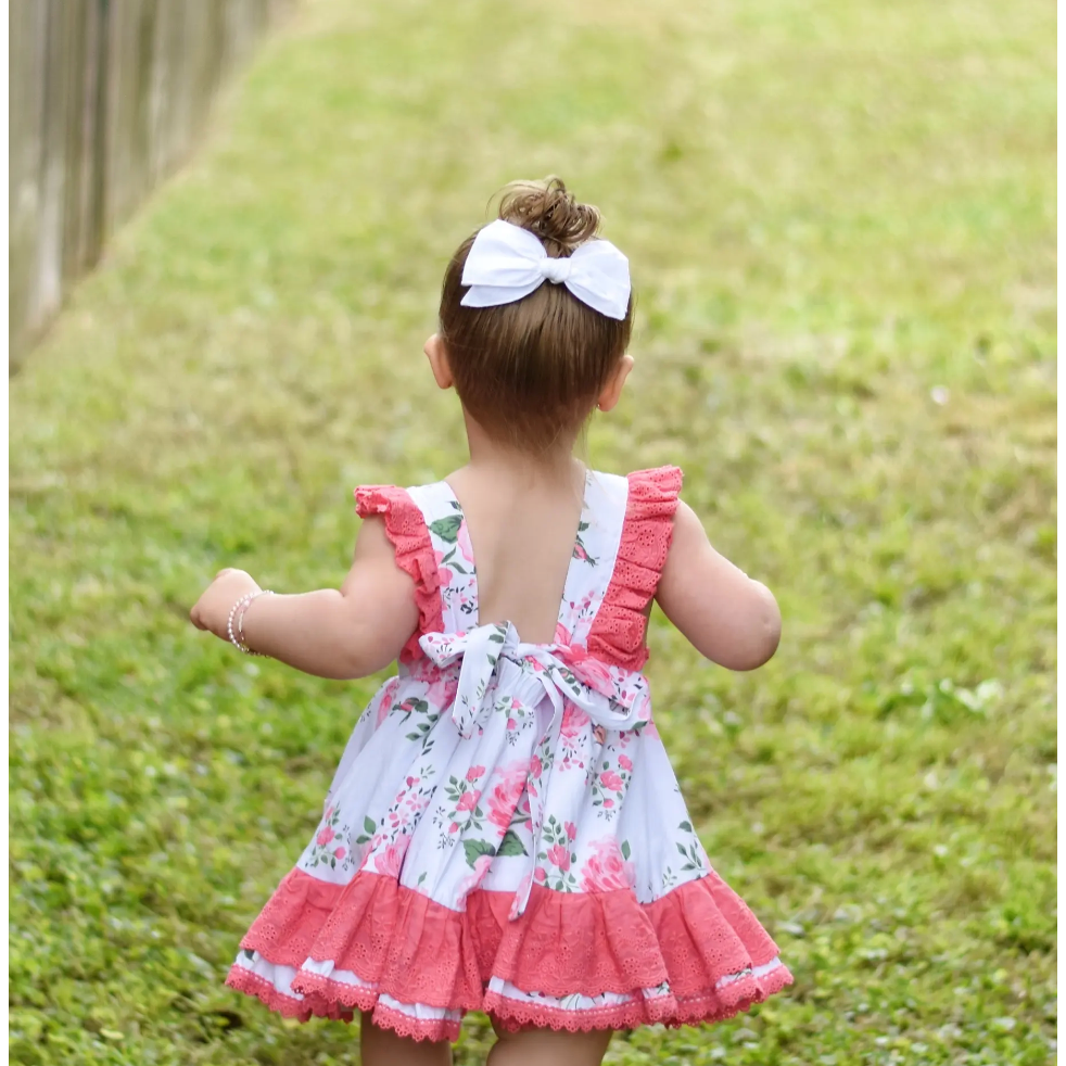 small hemmed-edge hair bow in white