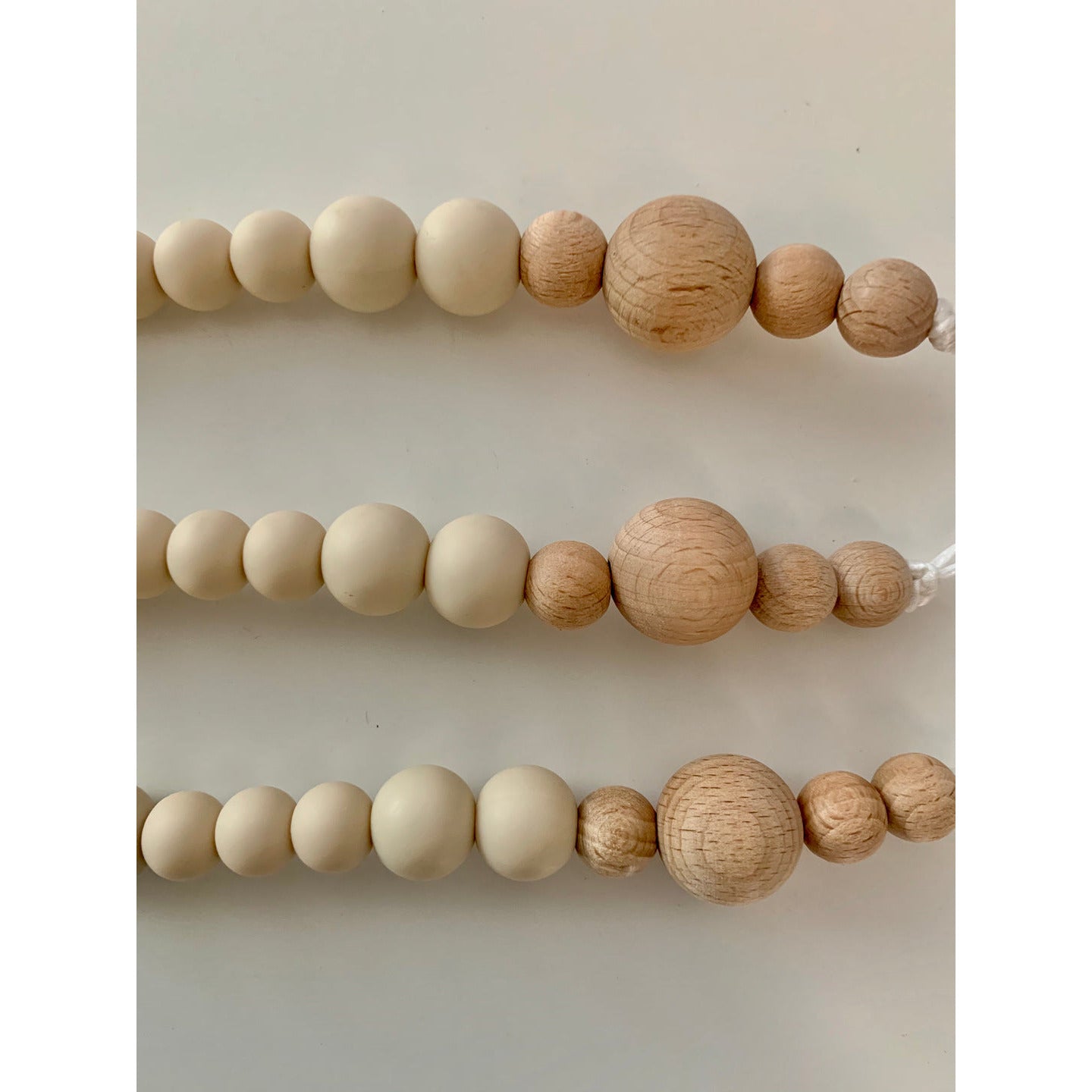 carolyn pacifier clip in cream