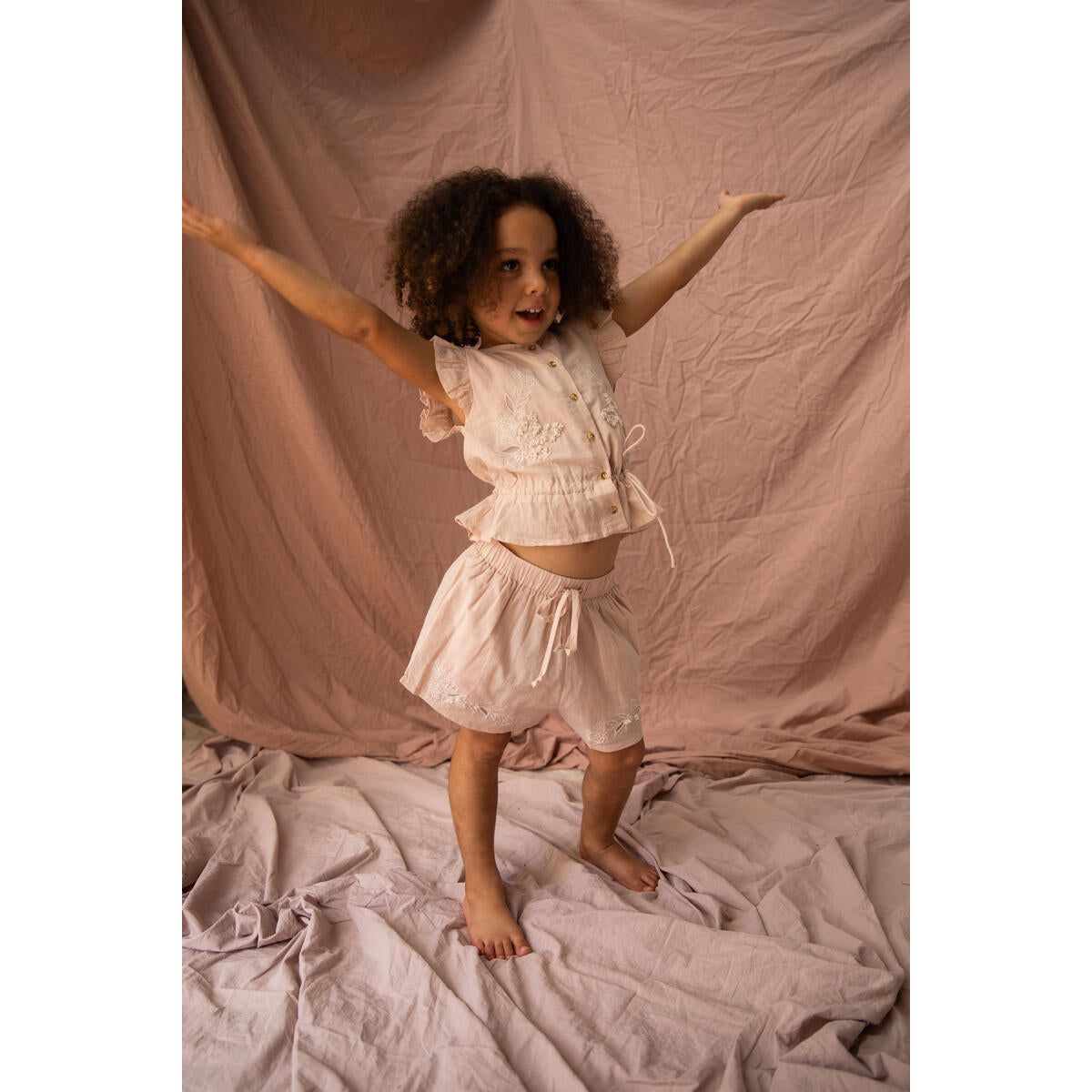 rosa shorts | almond