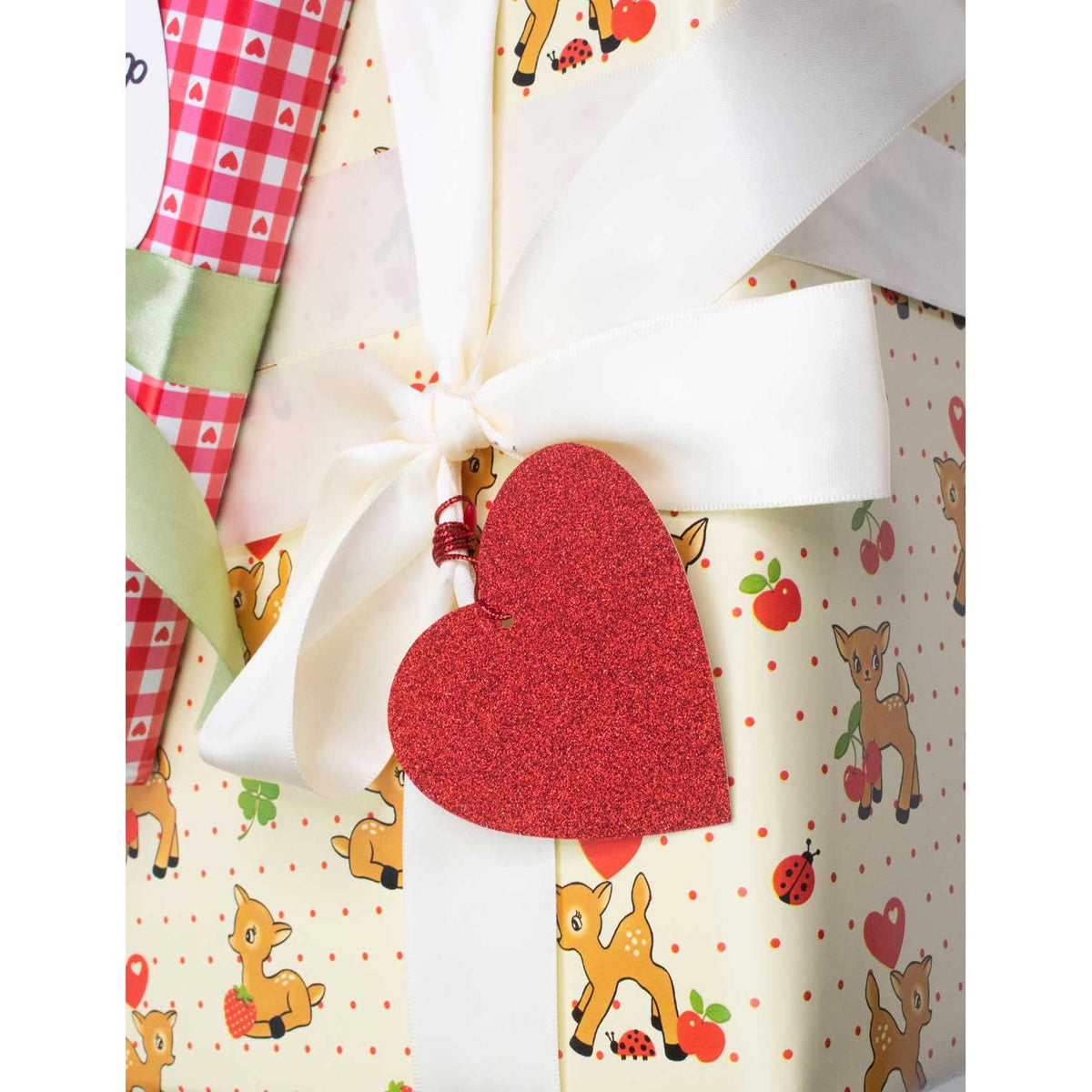 Red Glitter Heart Hangtag - Set of 10