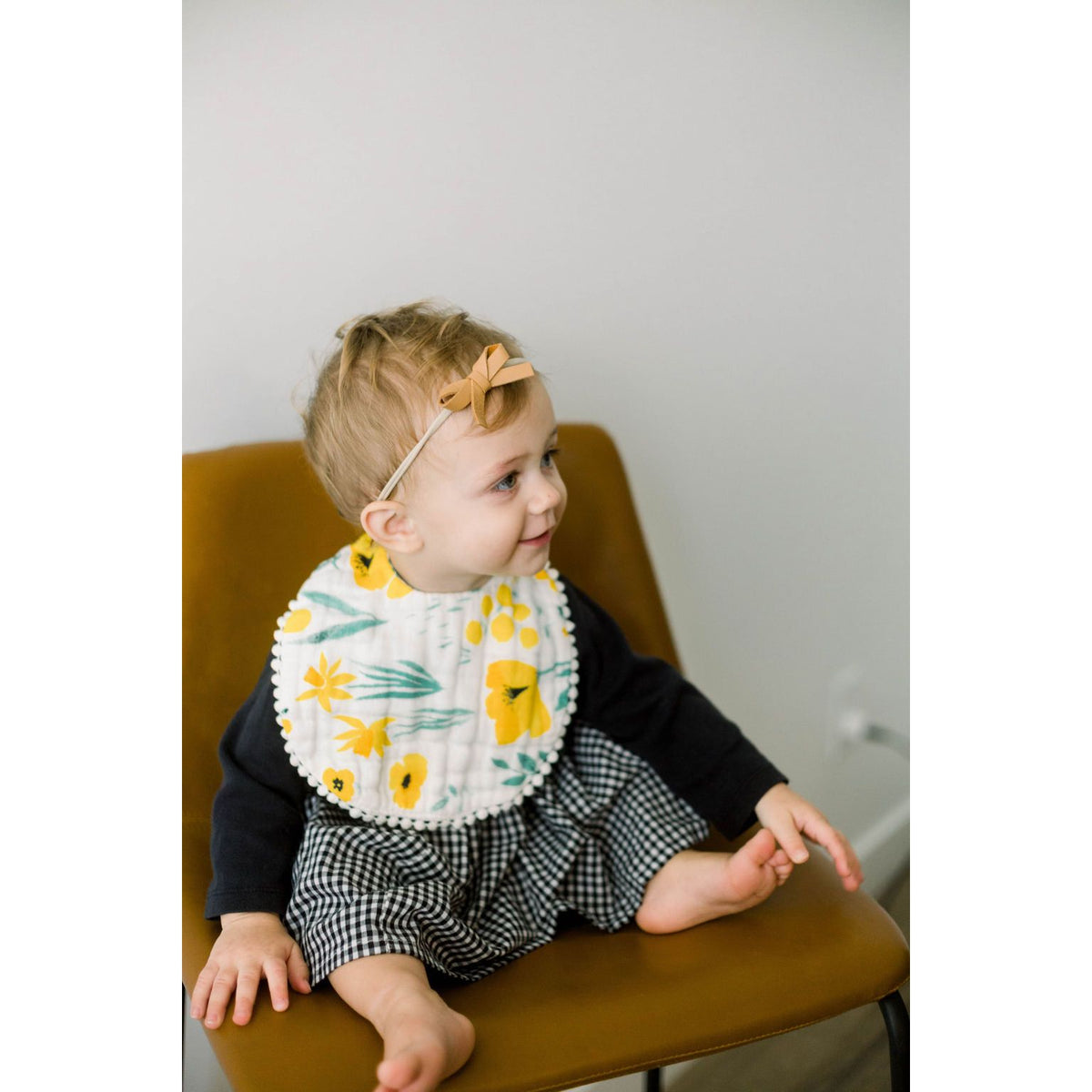 Buttercup Blossom Single Bib