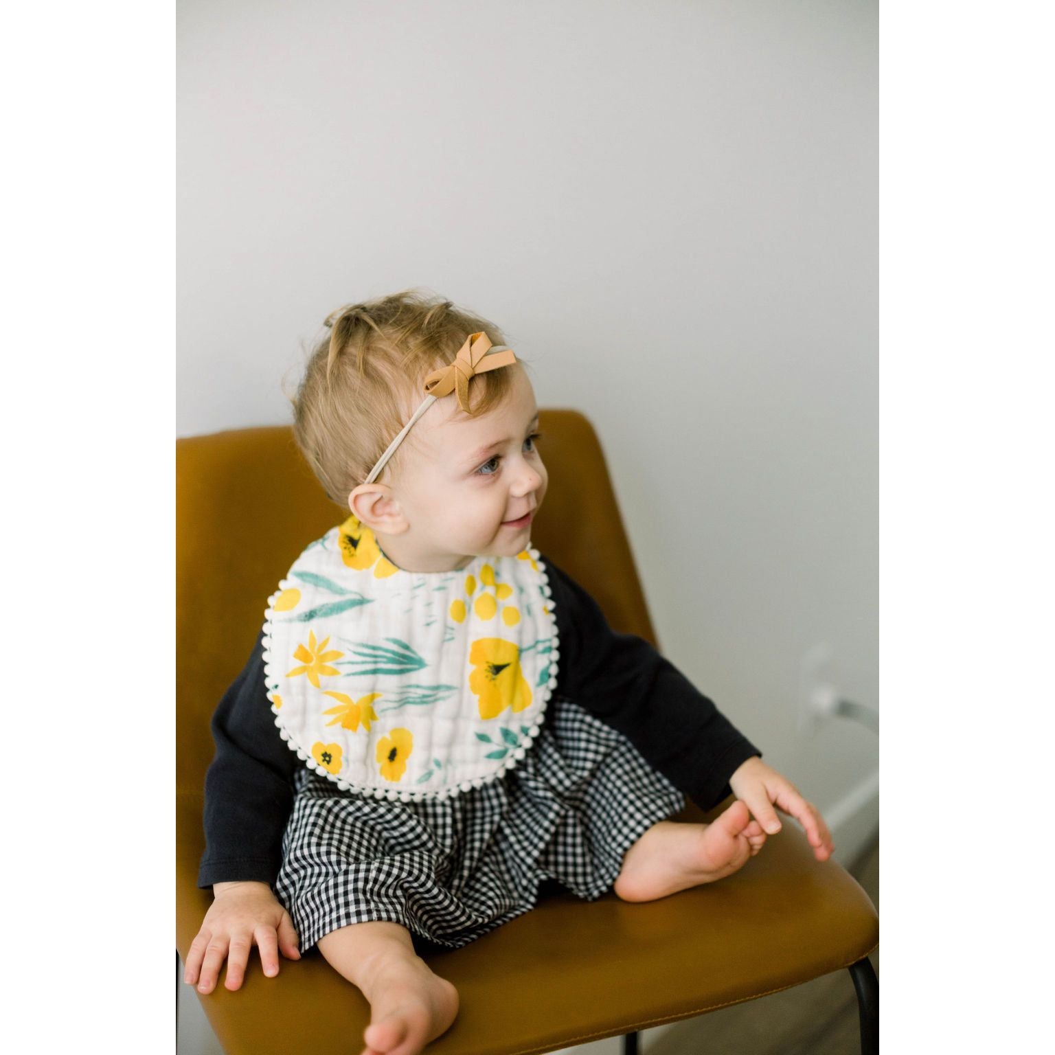 Buttercup Blossom Single Bib