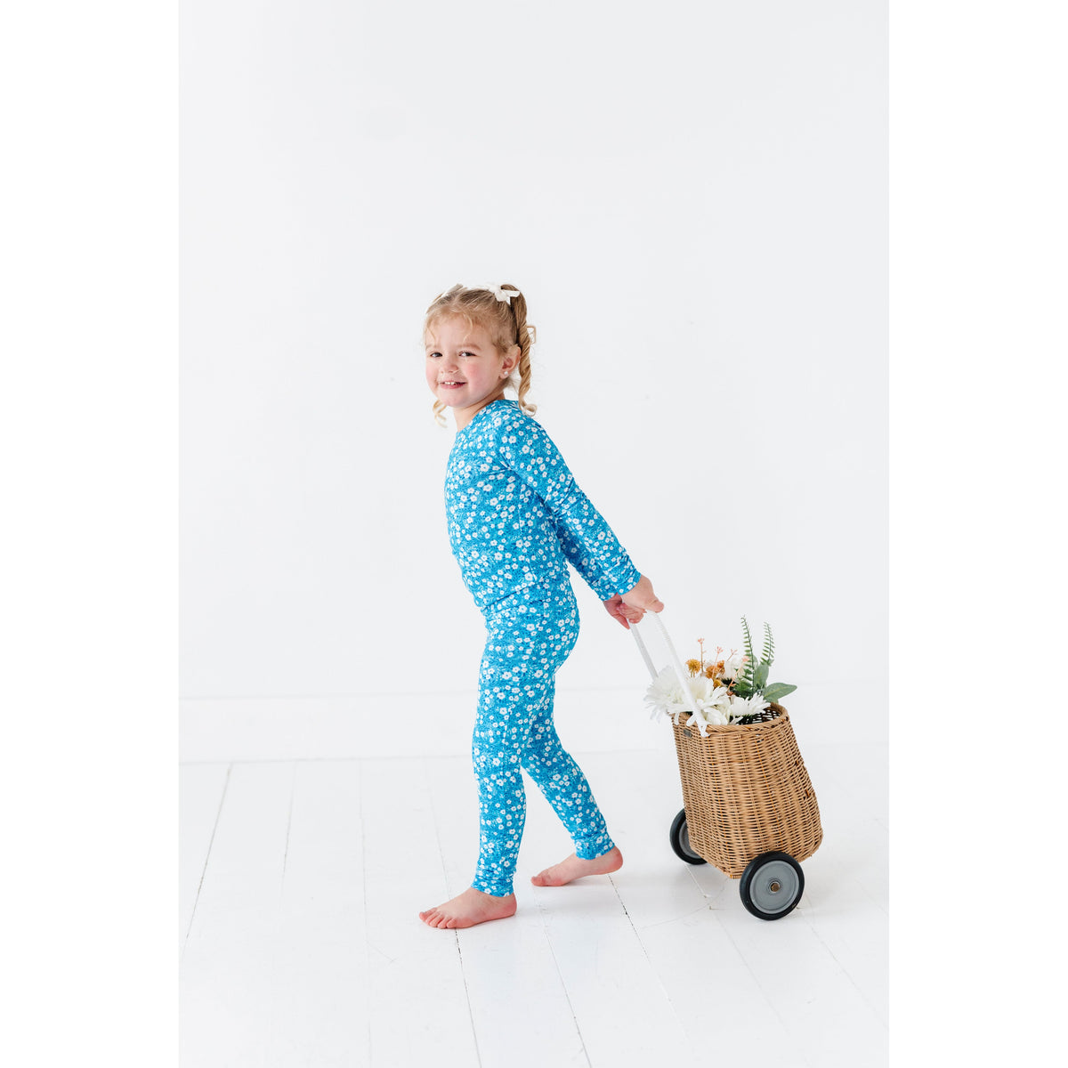 Blue Base Flowers Two Piece Long Set