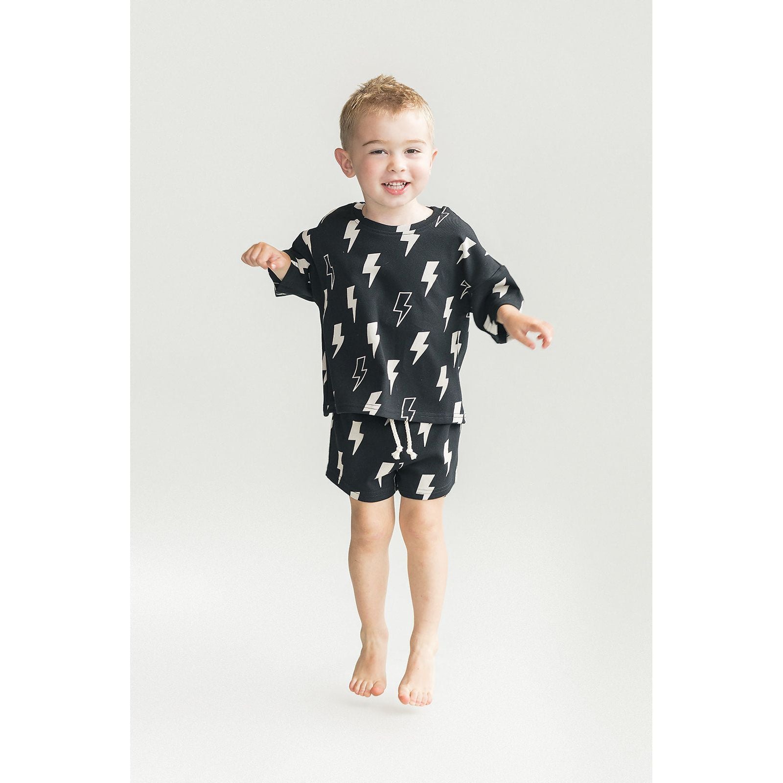 Shorts Set | Black Bolts