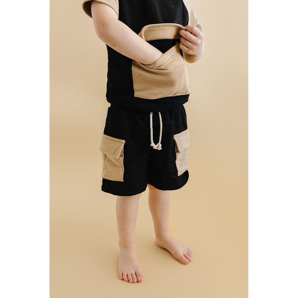 Terry Cargo Shorts Set | Black & Tan