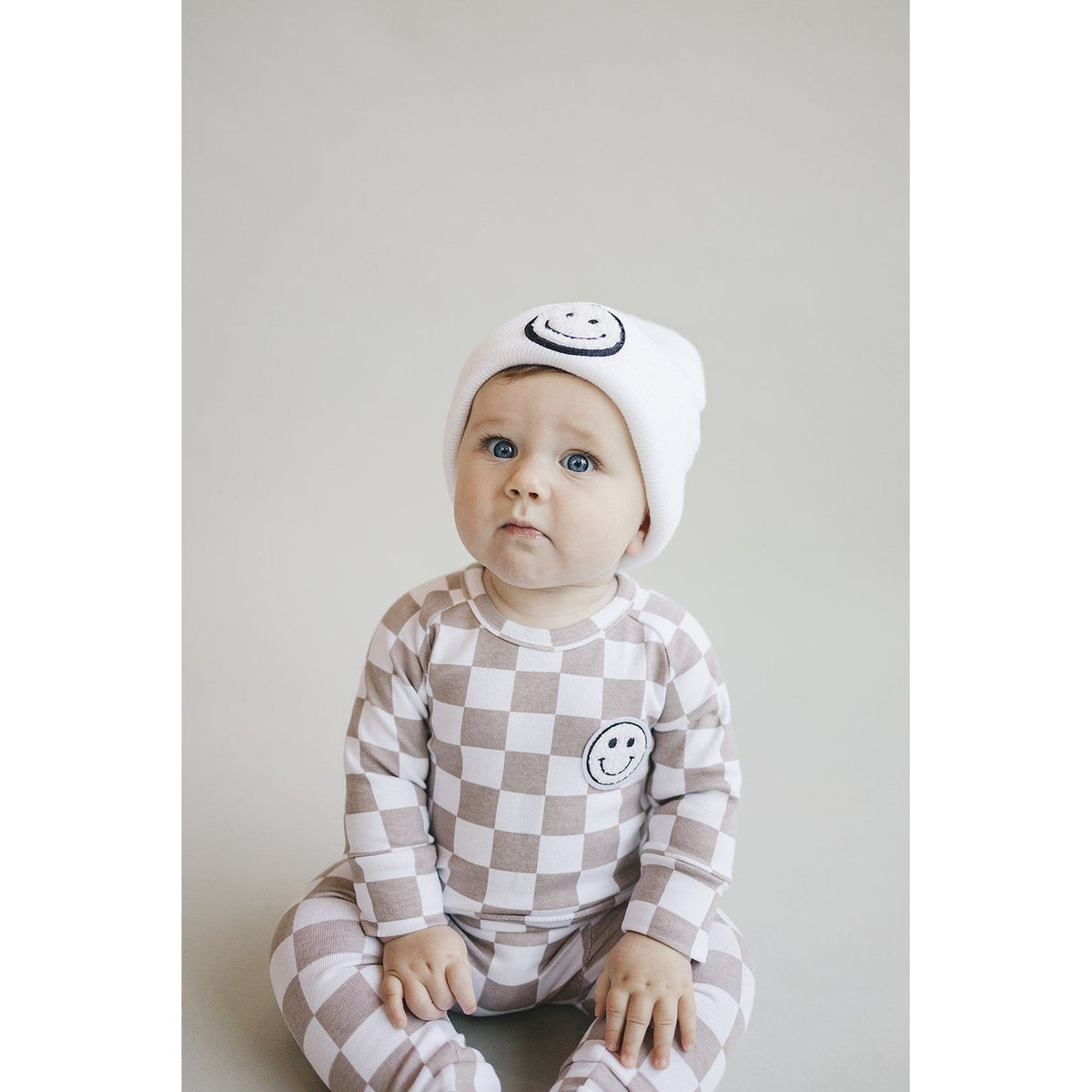 Checkered Smiley Lounge Set | Latte