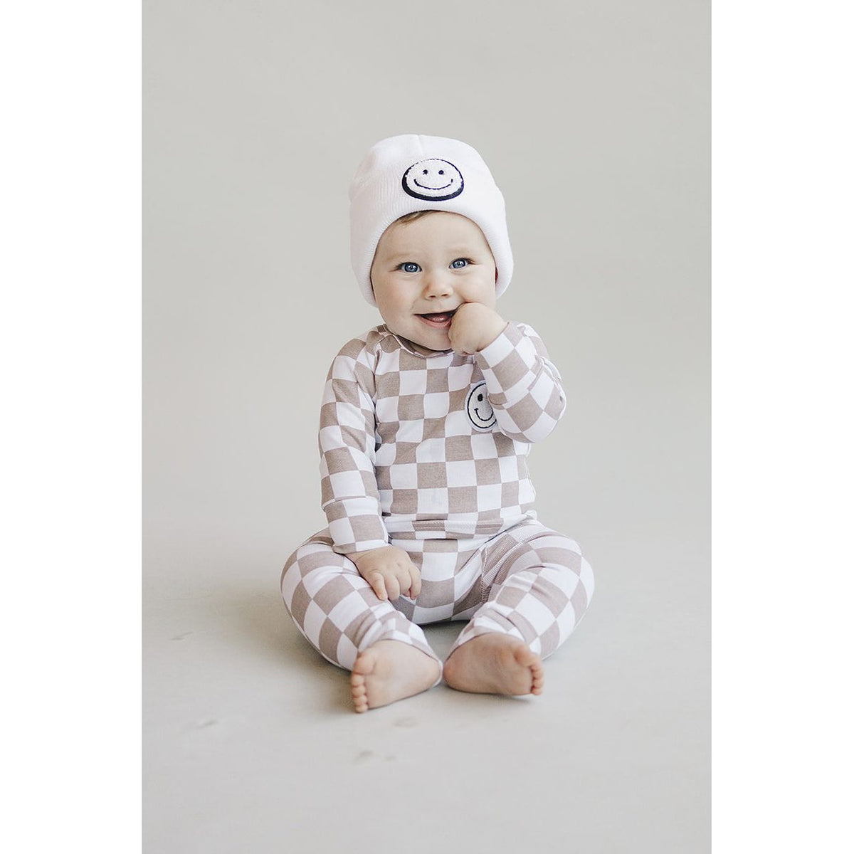 Checkered Smiley Lounge Set | Latte
