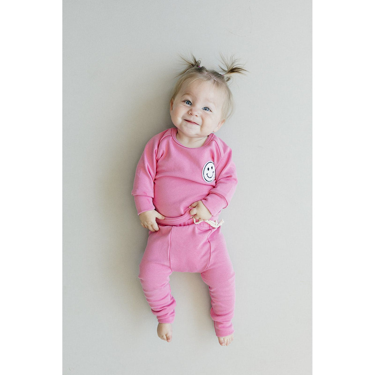 Lounge Set | Smiley Bubble Gum