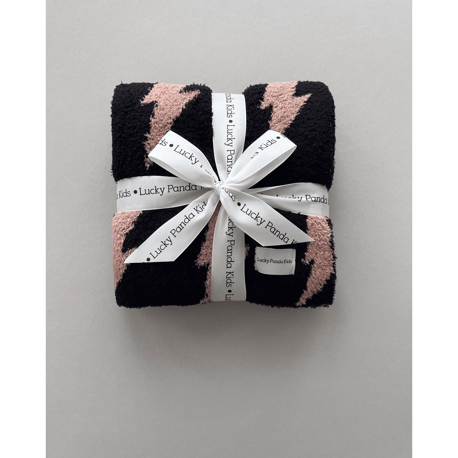 Lightning Bolt Fuzzy Blanket | Mocha