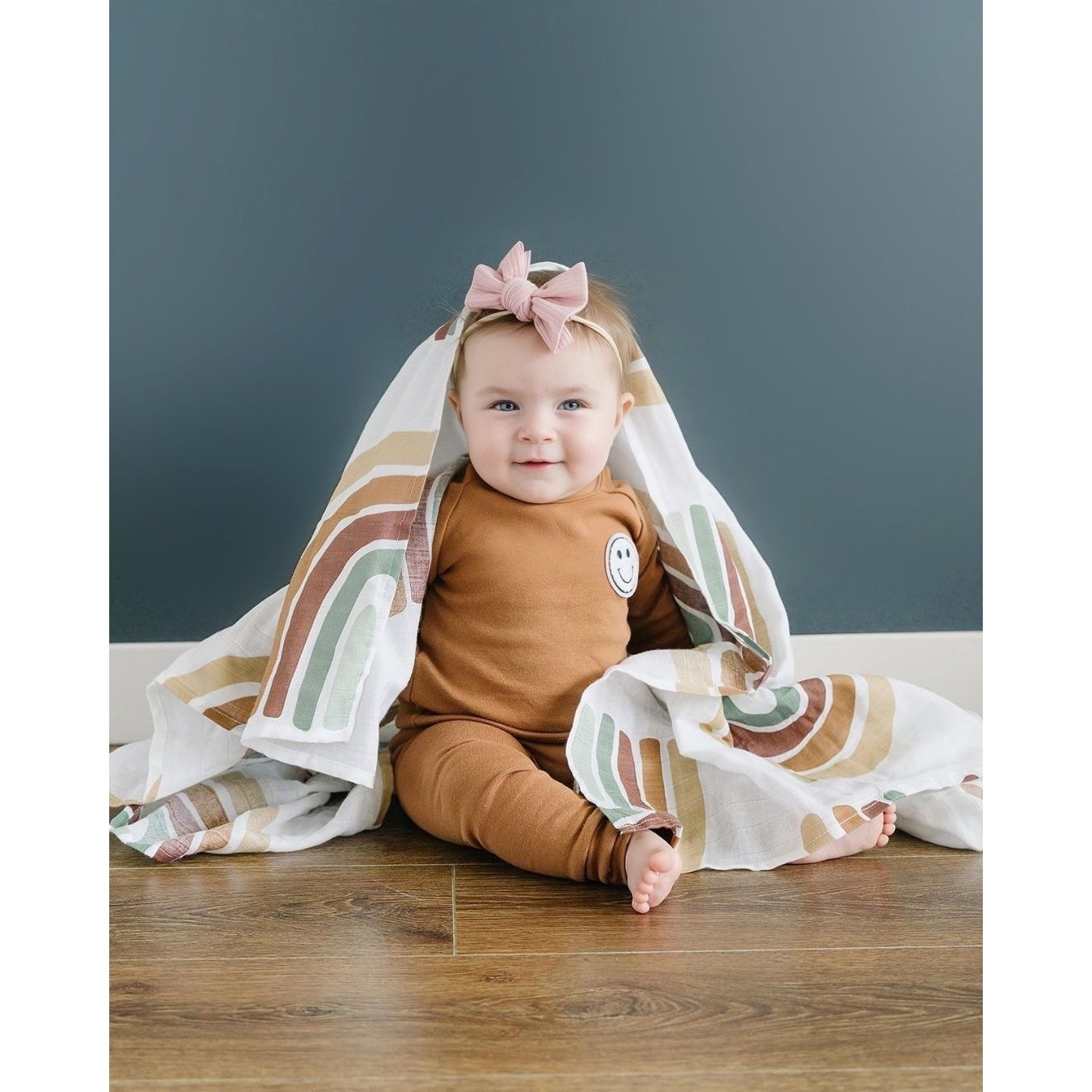 Lounge Set | Smiley Brown
