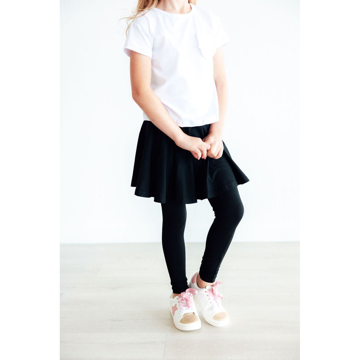 Black Twirl Skegging
