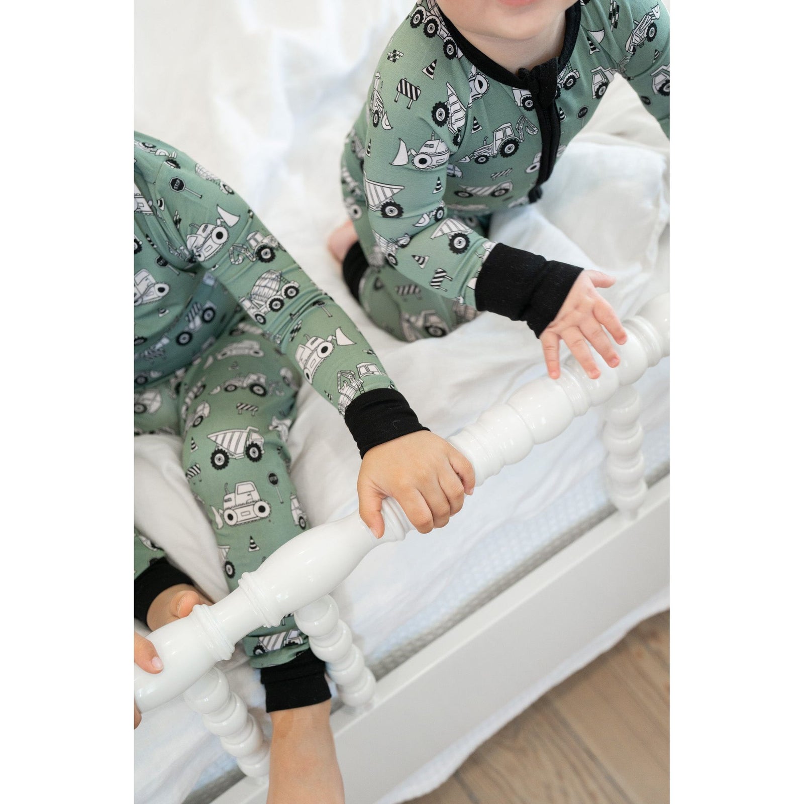 Construction Trucks | Two Piece Set