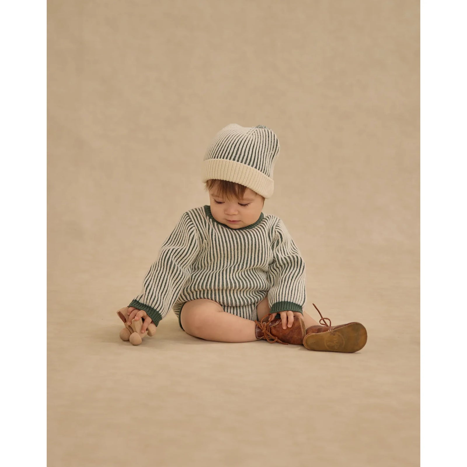 beanie || green stripe