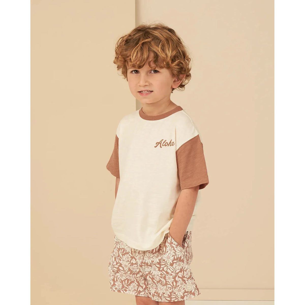 contrast short sleeve tee || aloha