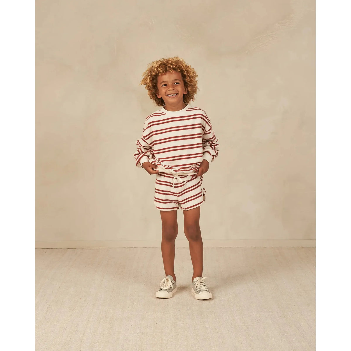 track short || red stripe