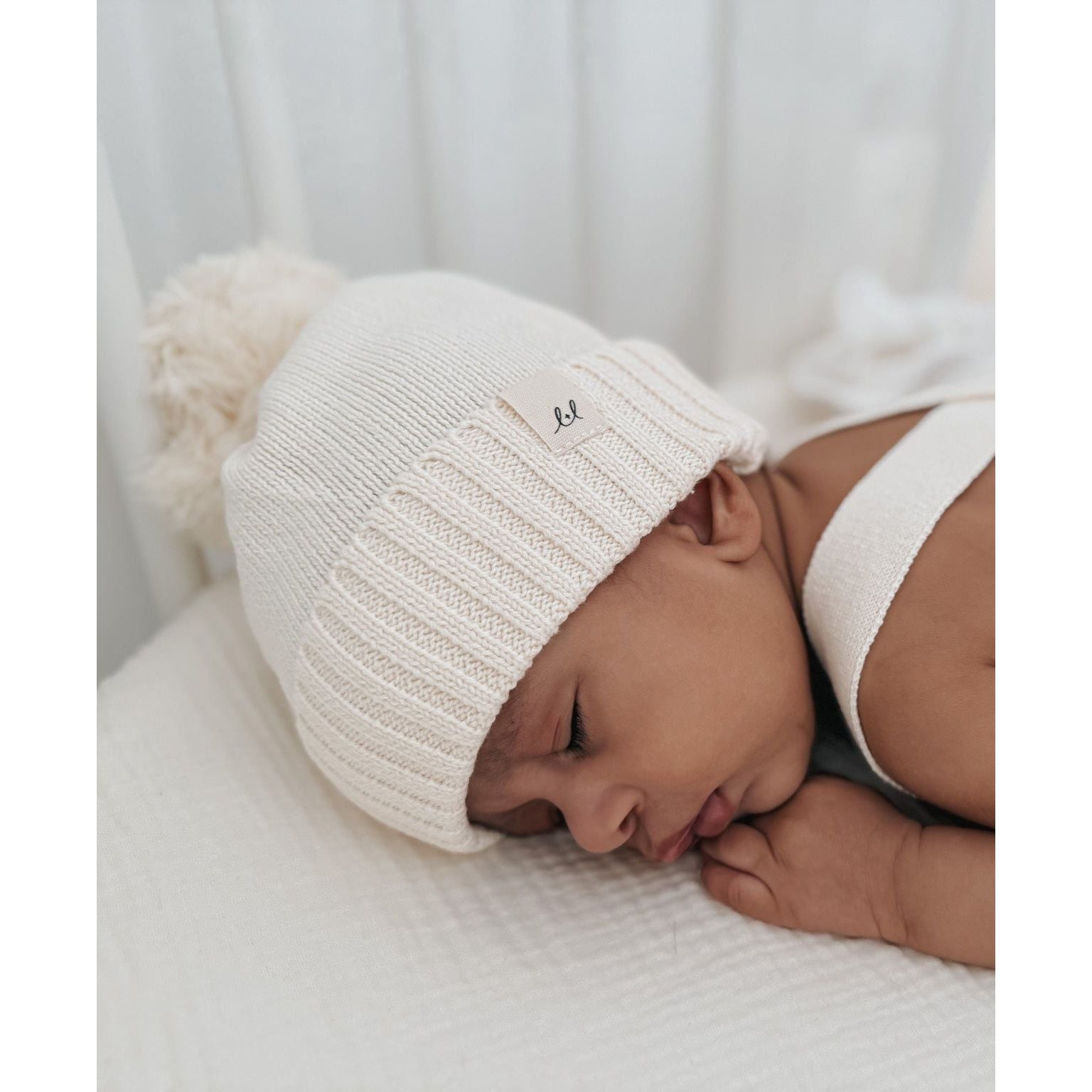 Luna + Luca Pom Beanie - Cream