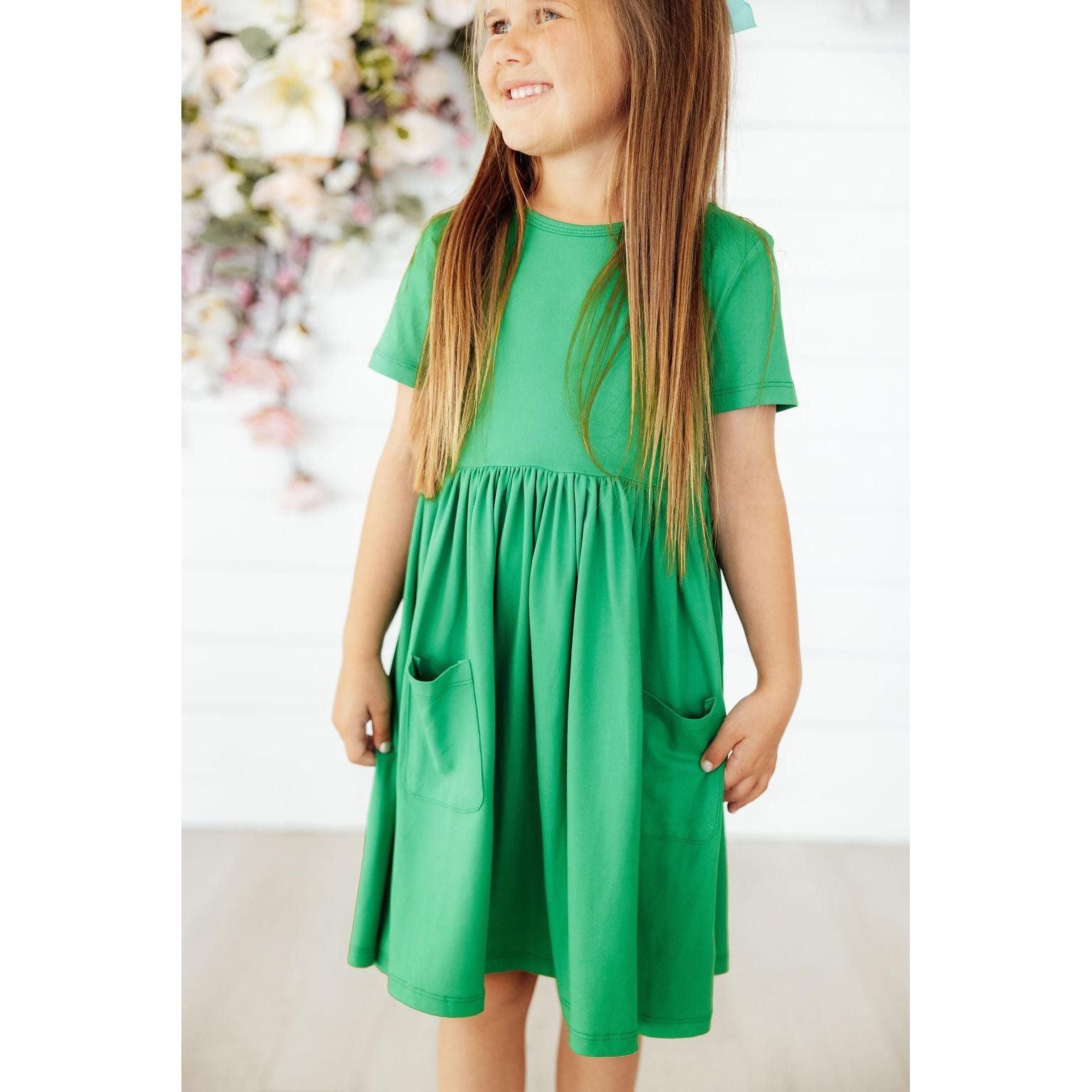 Kelly Green S/S Pocket Twirl Dress