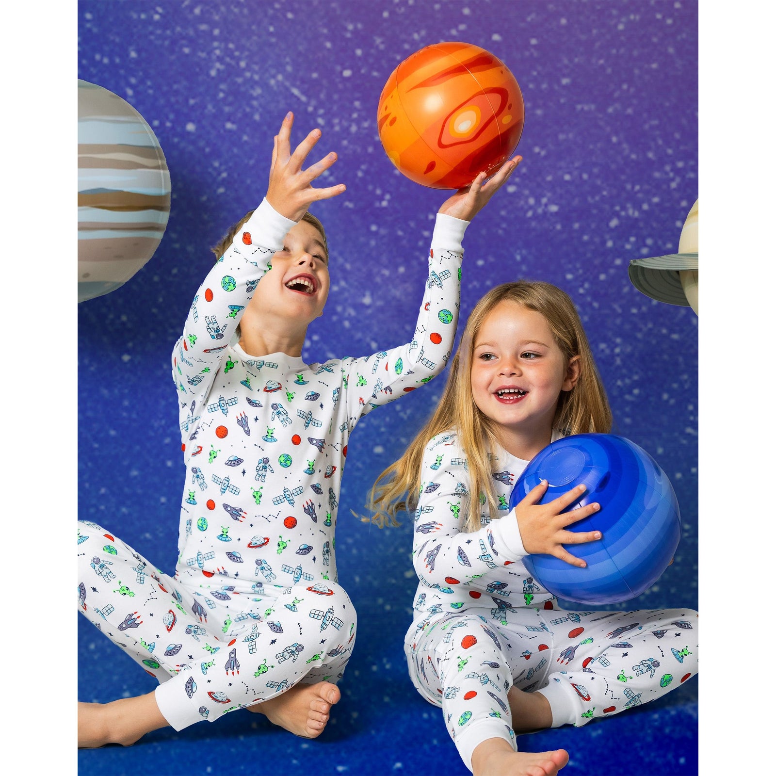 The Organic Long Sleeve Pajama Set [Aliens and Astronauts]