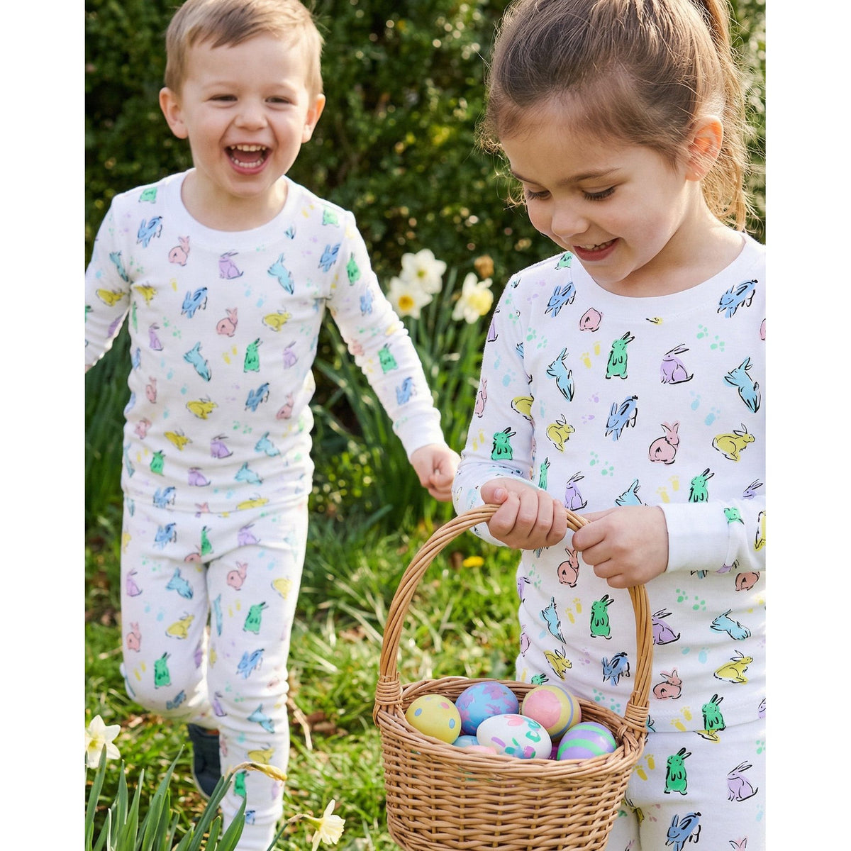 The Organic Long Sleeve Pajama Set [Bunny Hop]