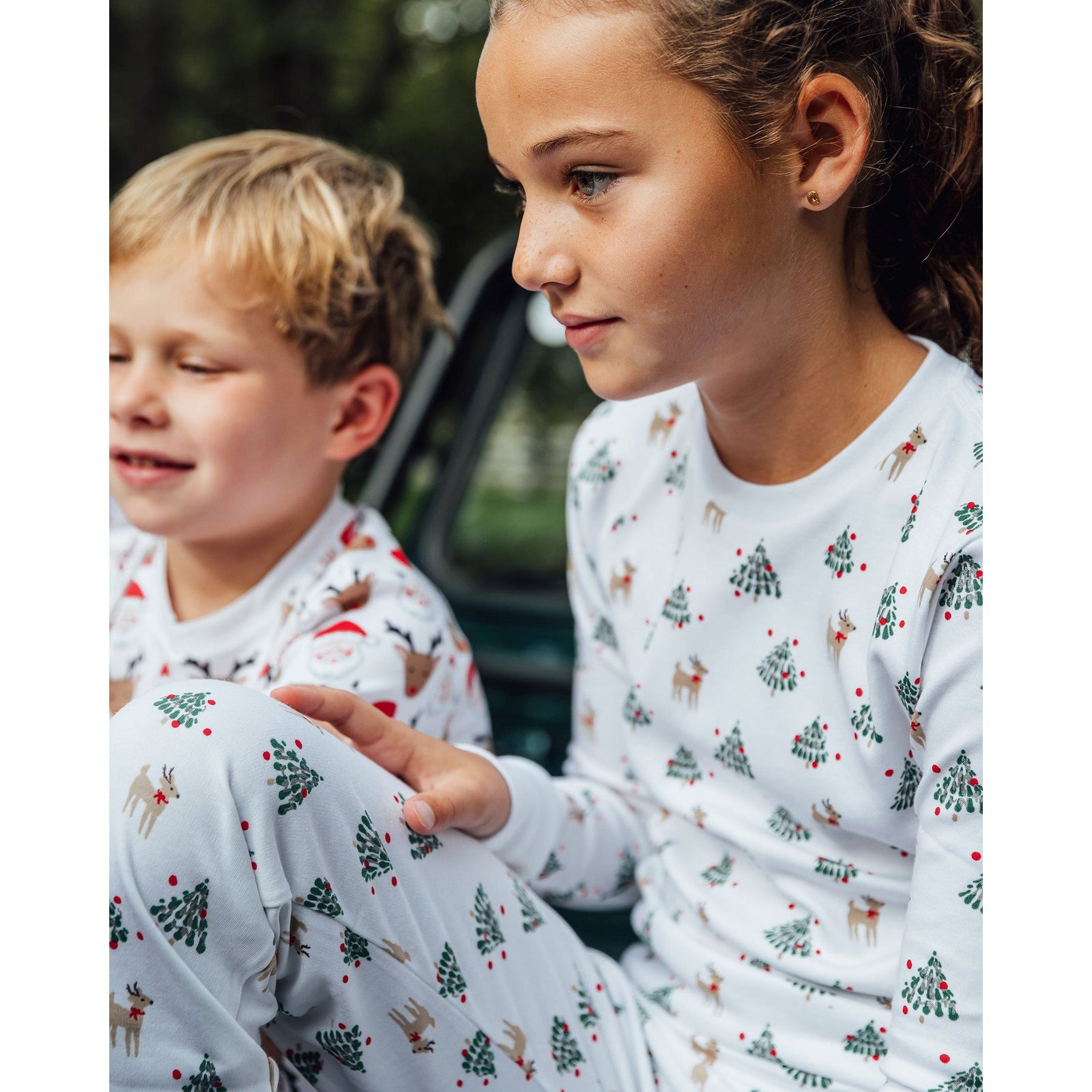 The Organic Long Sleeve Pajama Set [Tinsel Trees]