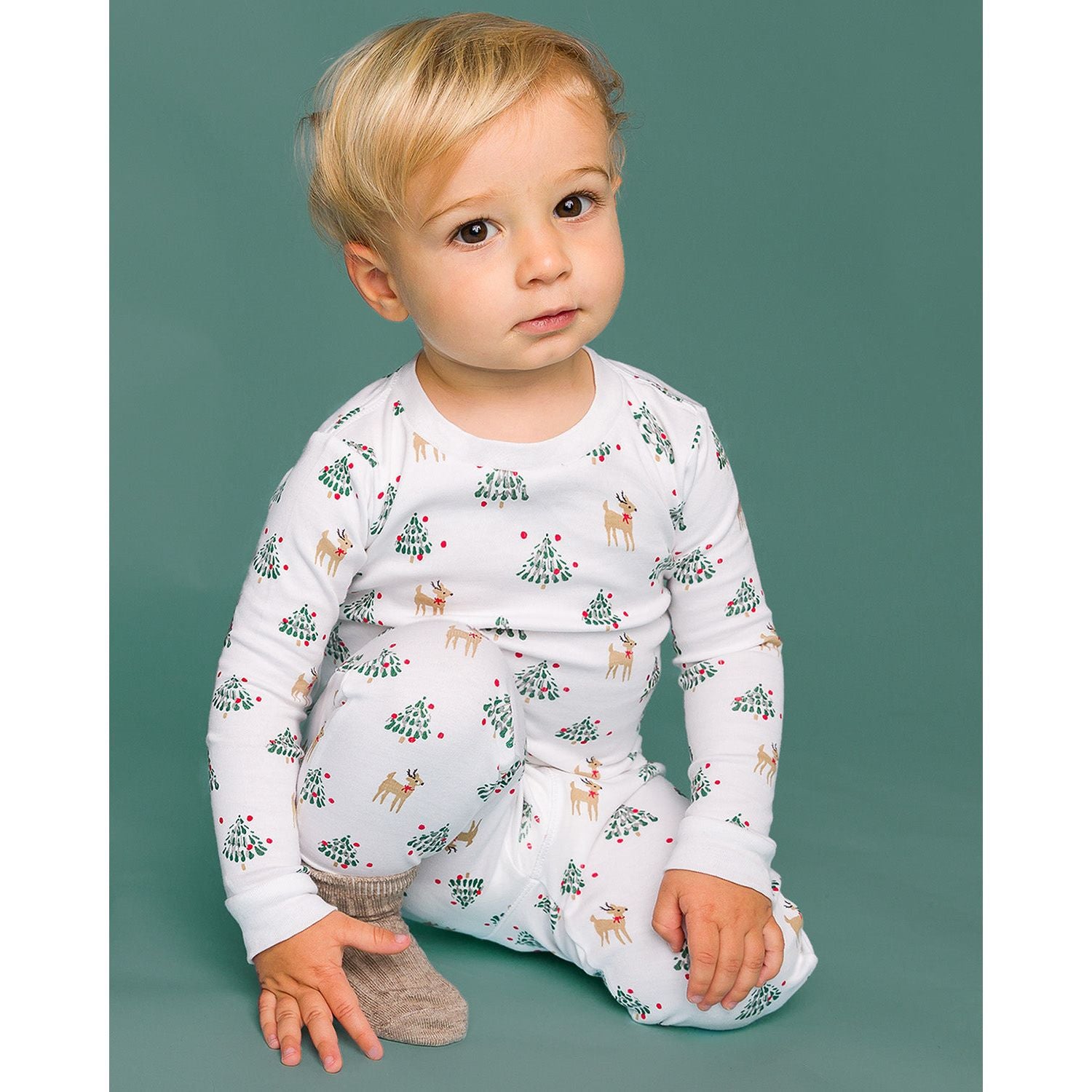 The Organic Long Sleeve Pajama Set [Tinsel Trees]