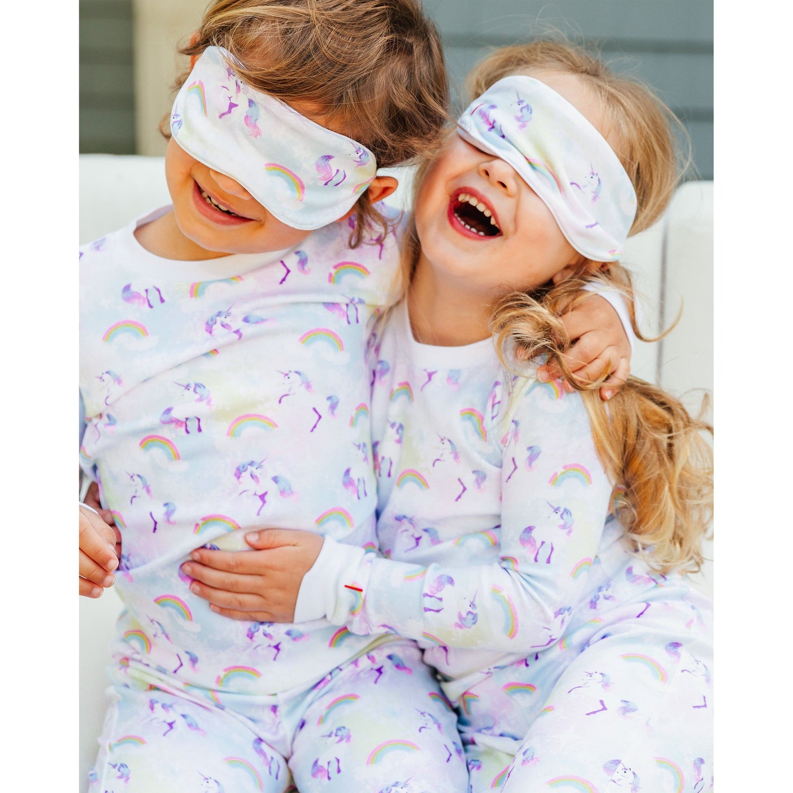 The Organic Long Sleeve Pajama Set [Unicorns and Rainbows]