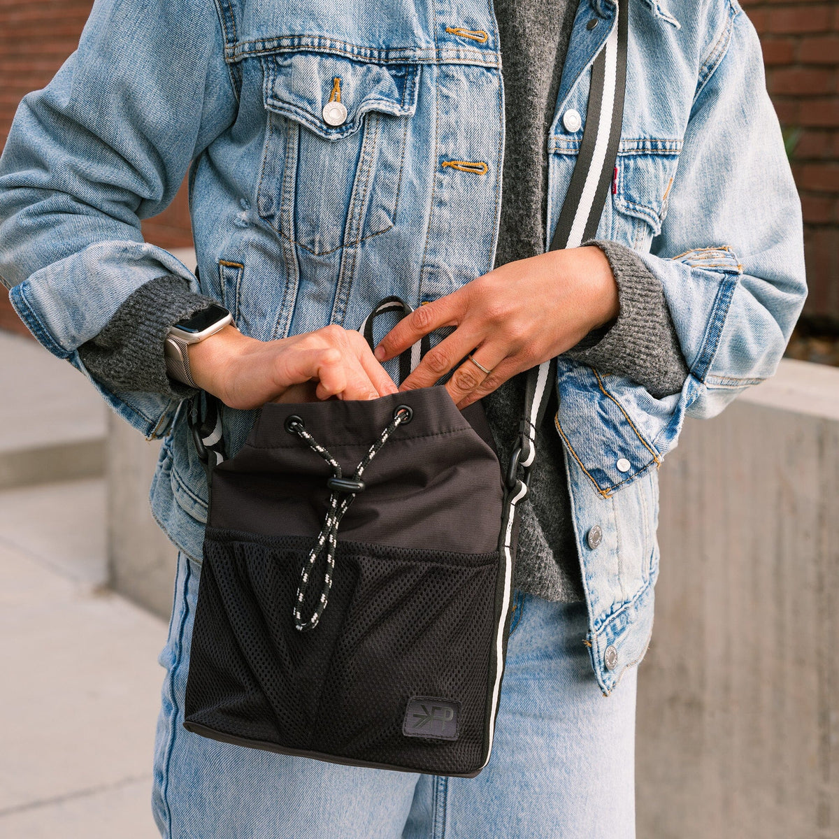Jet Motion Bucket Crossbody
