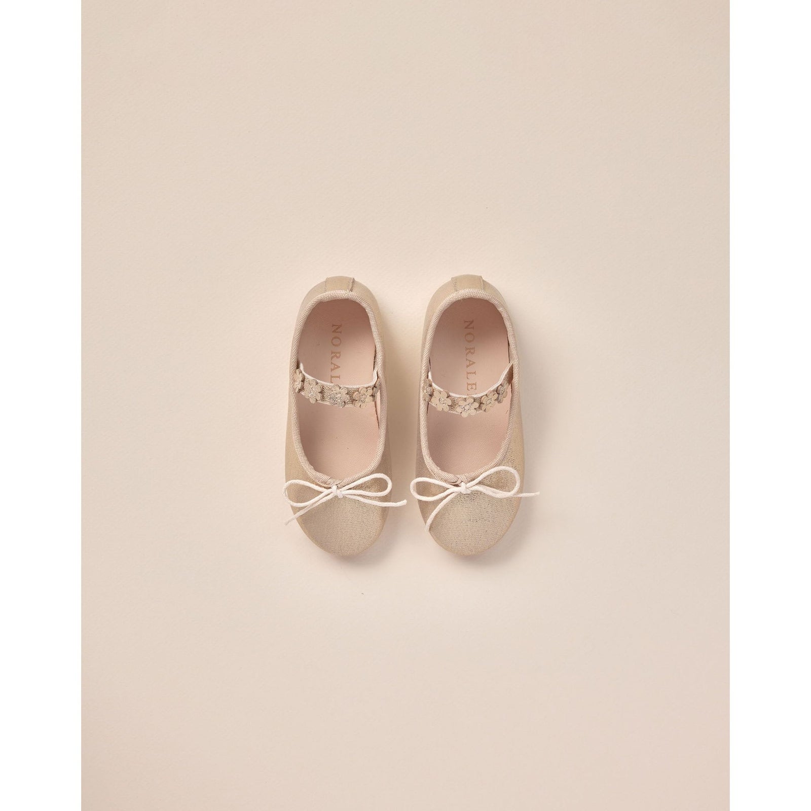 ballet flats || champagne