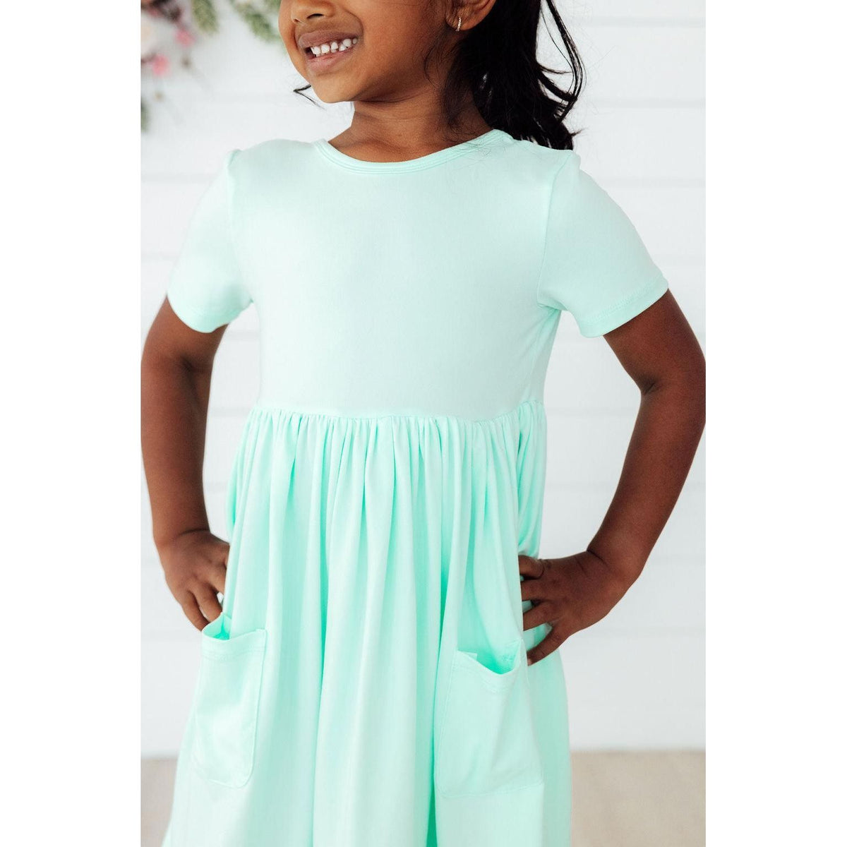 Pastel Green S/S Pocket Twirl Dress