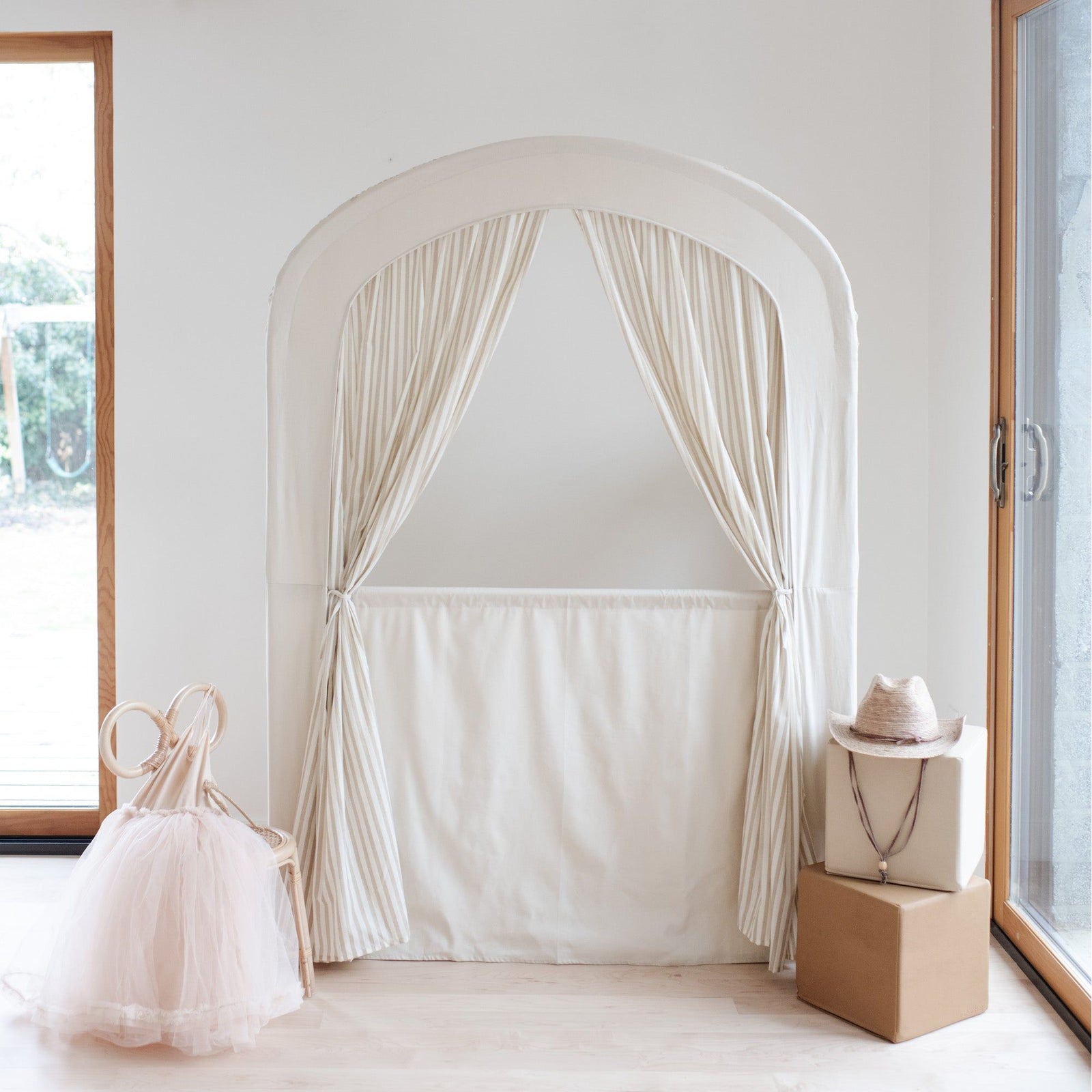 Wholesale Play Theatre
